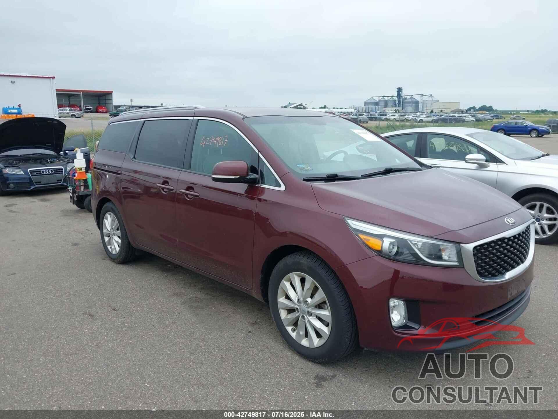 KIA SEDONA 2015 - KNDMC5C19F6057412