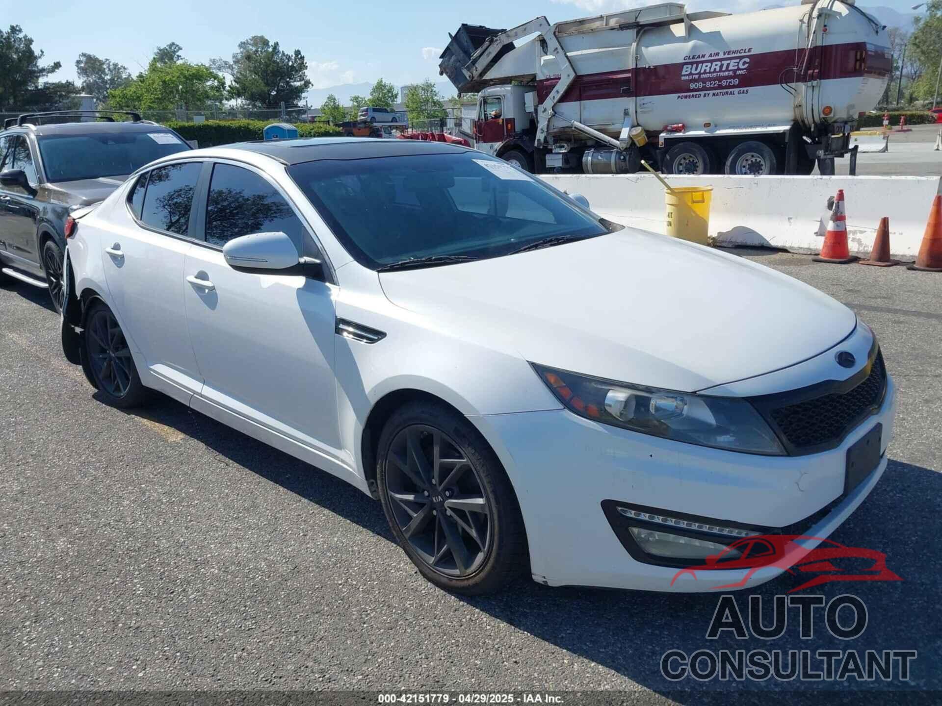 KIA OPTIMA 2011 - KNAGM4A79B5099166