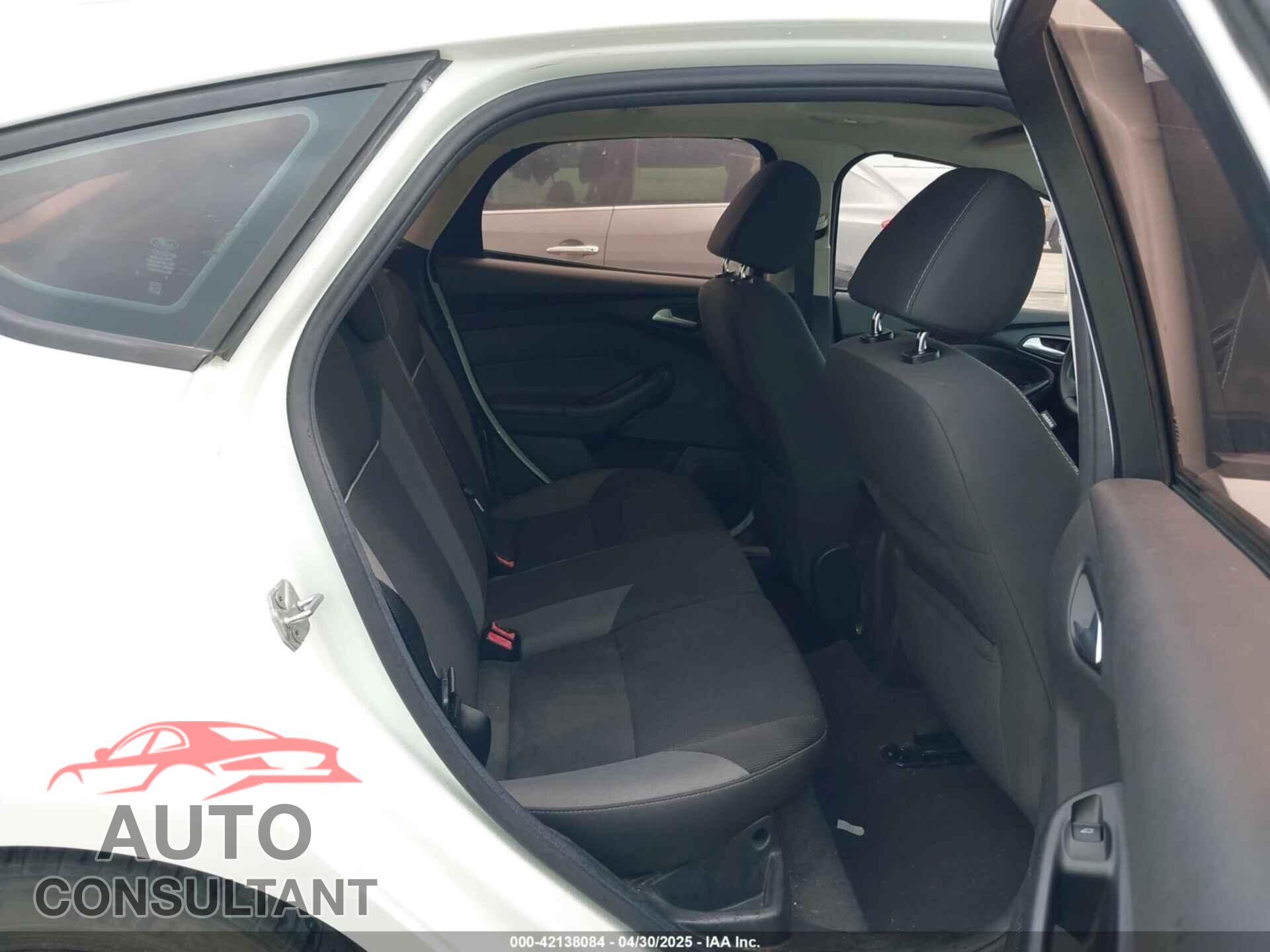 FORD FOCUS 2014 - 1FADP3K21EL295263