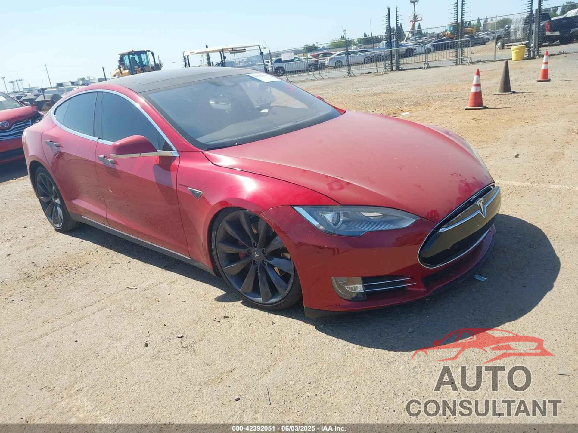TESLA MODEL S 2015 - 5YJSA1E4XFF113973
