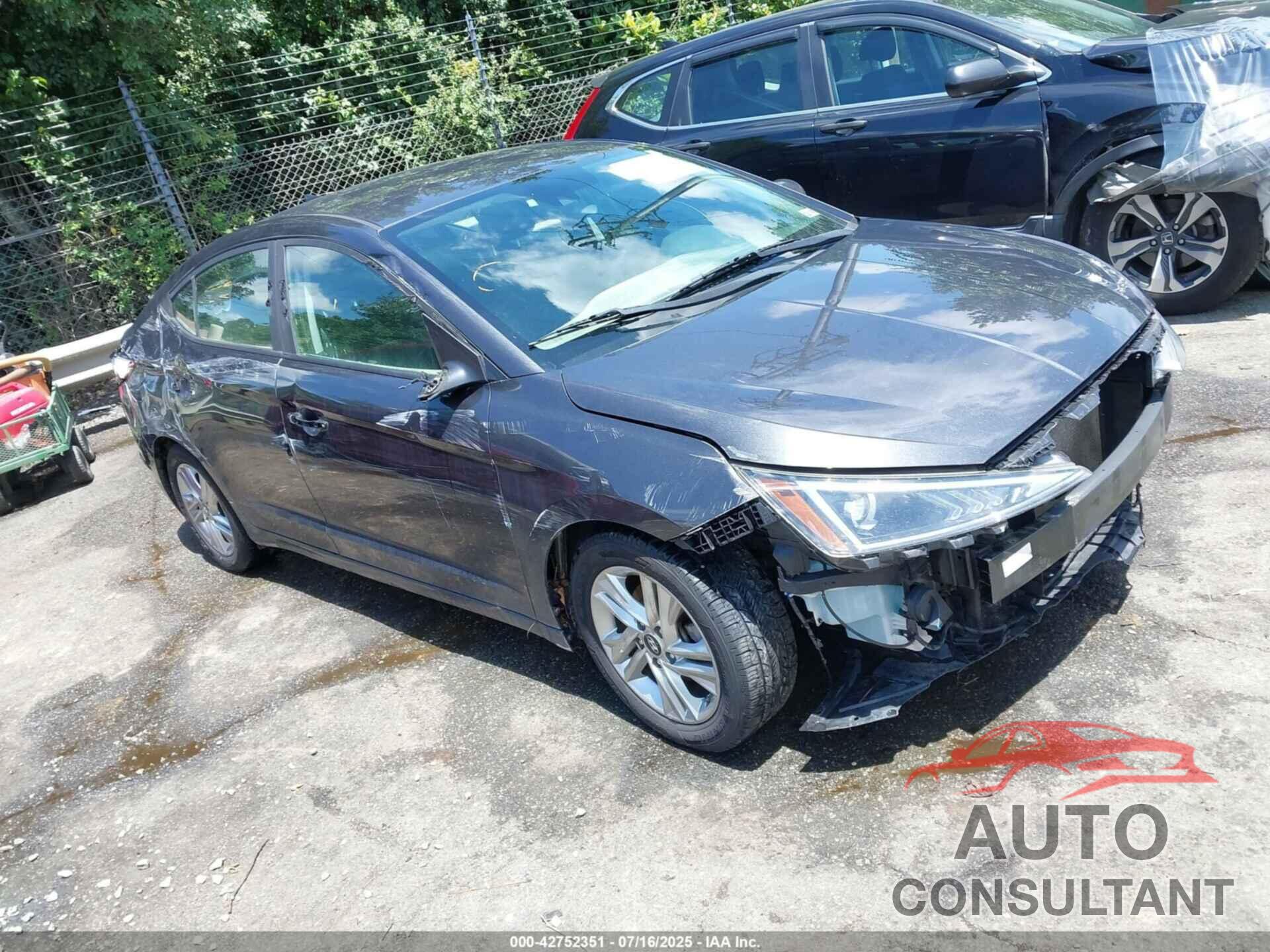 HYUNDAI ELANTRA 2020 - 5NPD84LF9LH602565