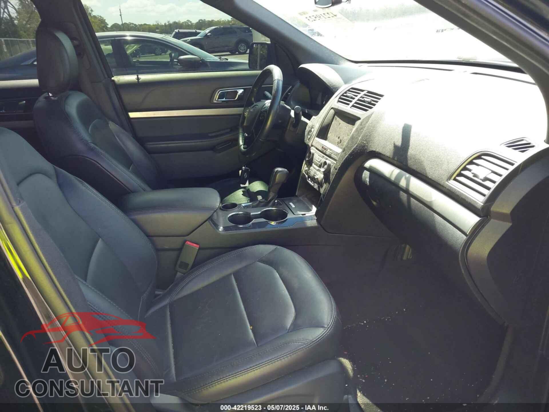 FORD EXPLORER 2018 - 1FM5K7D85JGB04304