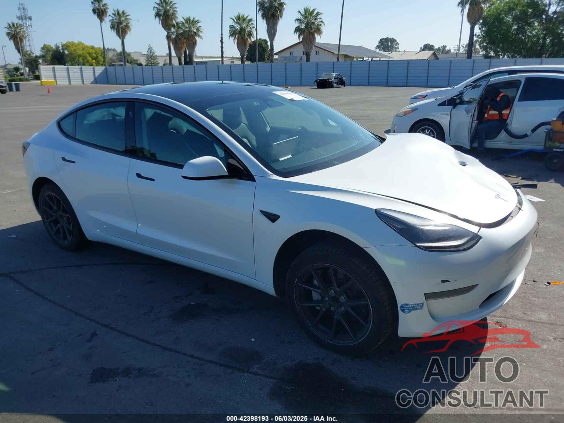 TESLA MODEL 3 2021 - 5YJ3E1EA6MF079364