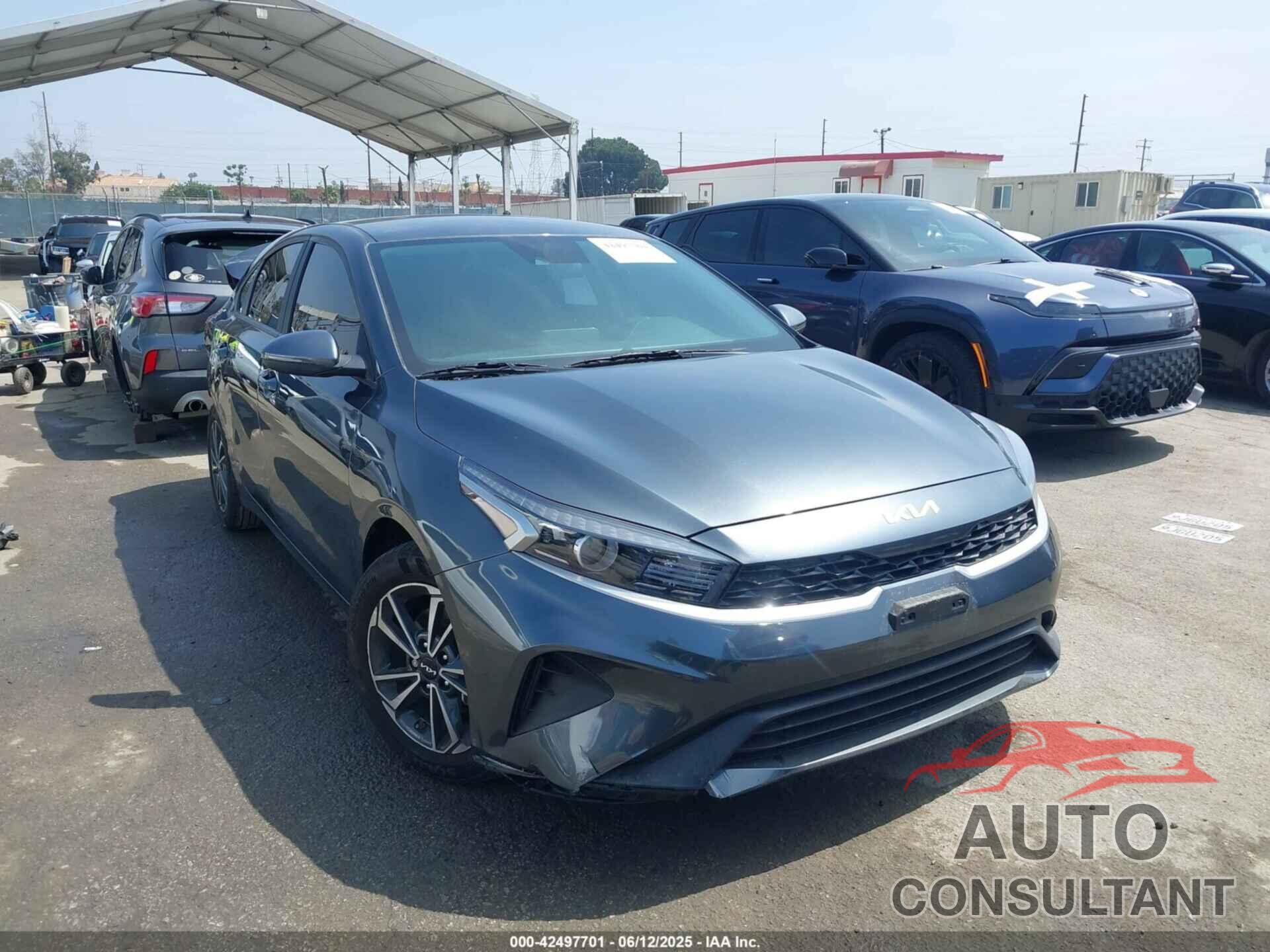 KIA FORTE 2023 - 3KPF24AD6PE681585