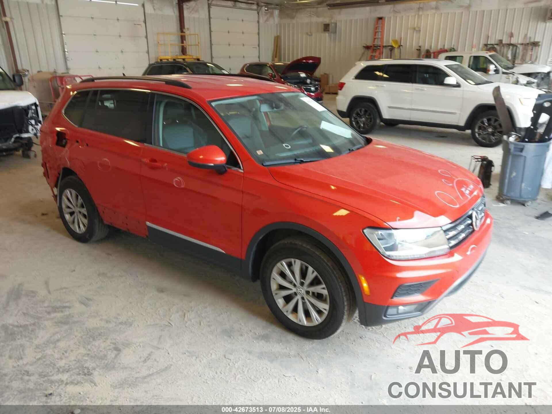VOLKSWAGEN TIGUAN 2018 - 3VV2B7AX2JM001254