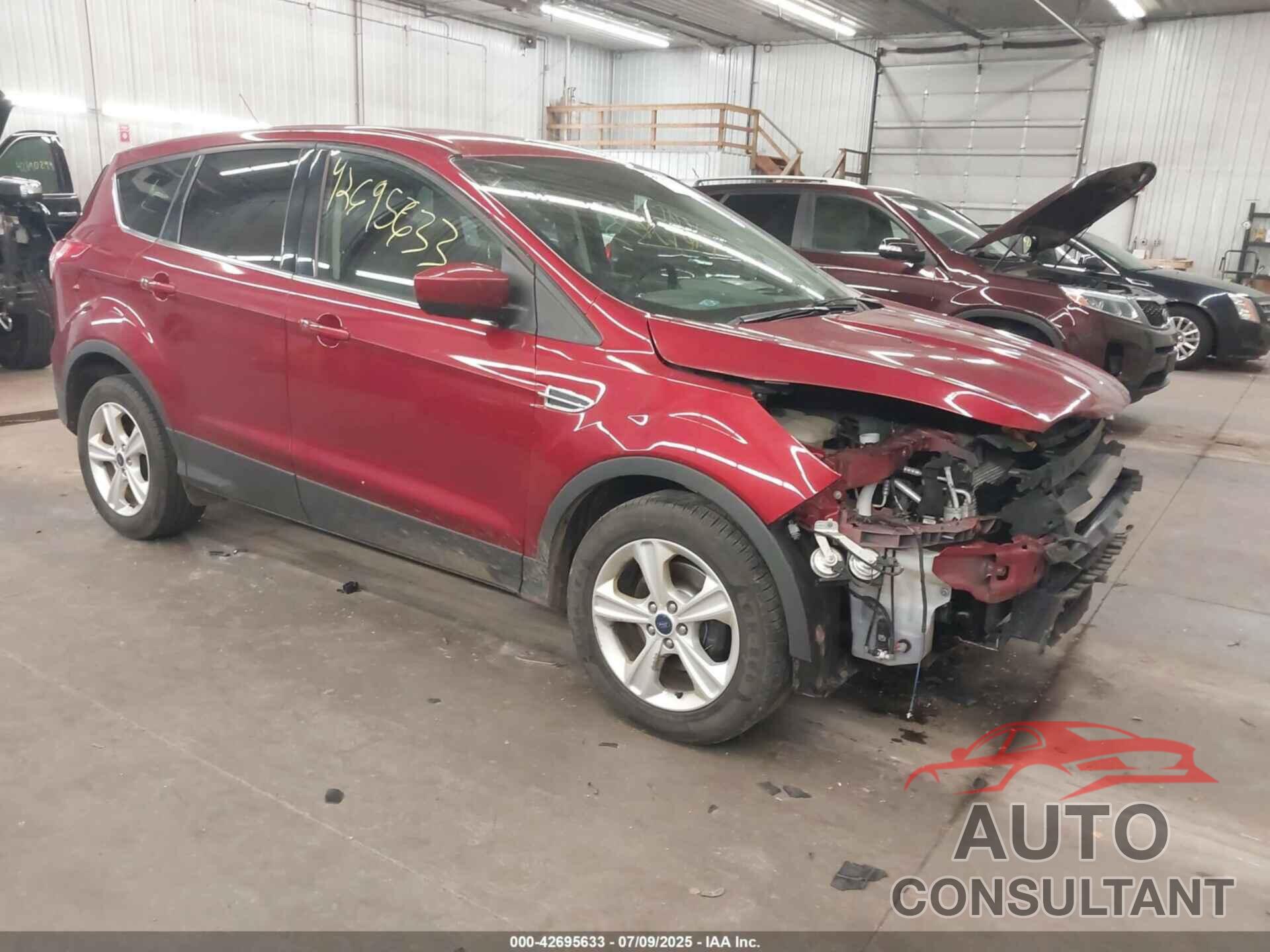 FORD ESCAPE 2015 - 1FMCU0GXXFUC04953