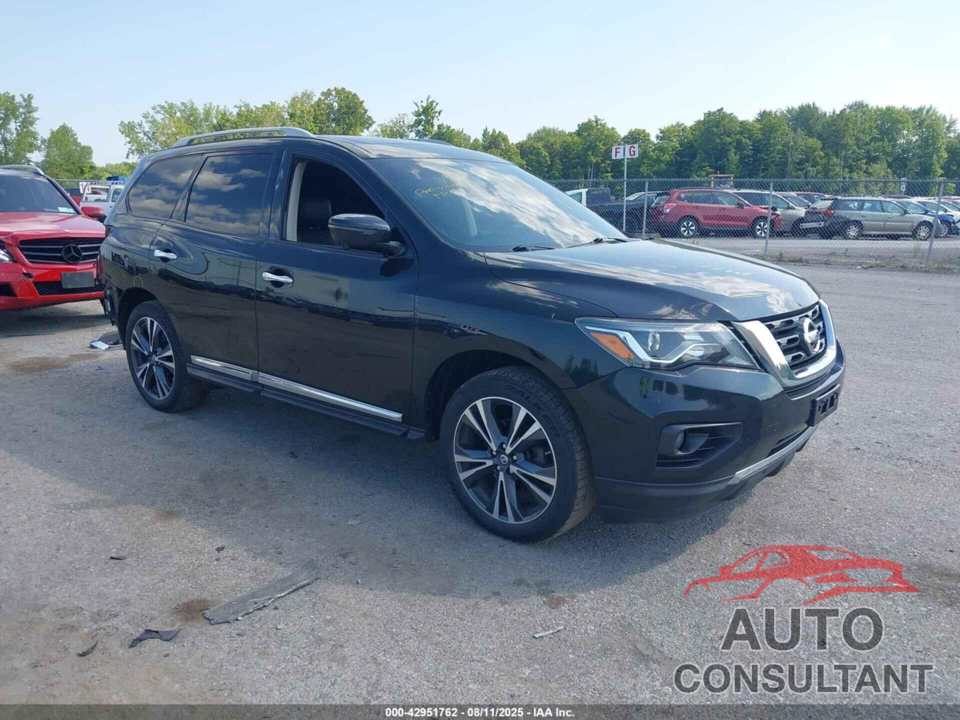 NISSAN PATHFINDER 2017 - 5N1DR2MM1HC651210