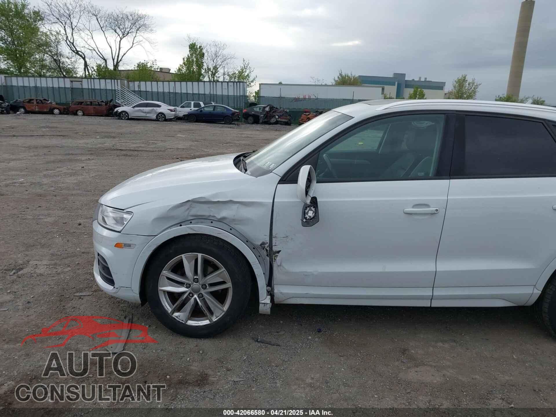 AUDI Q3 2017 - WA1ECCFS7HR007729