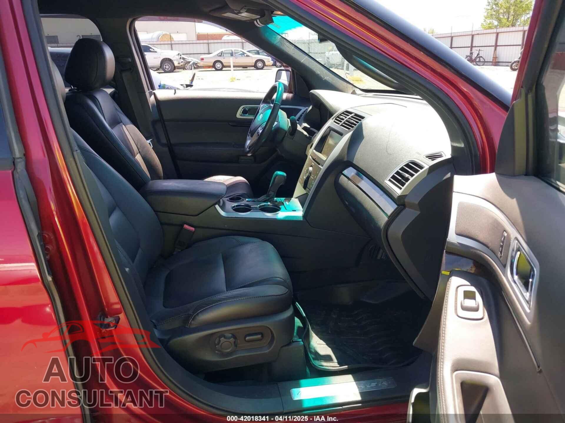 FORD EXPLORER 2015 - 1FM5K7F82FGA89555