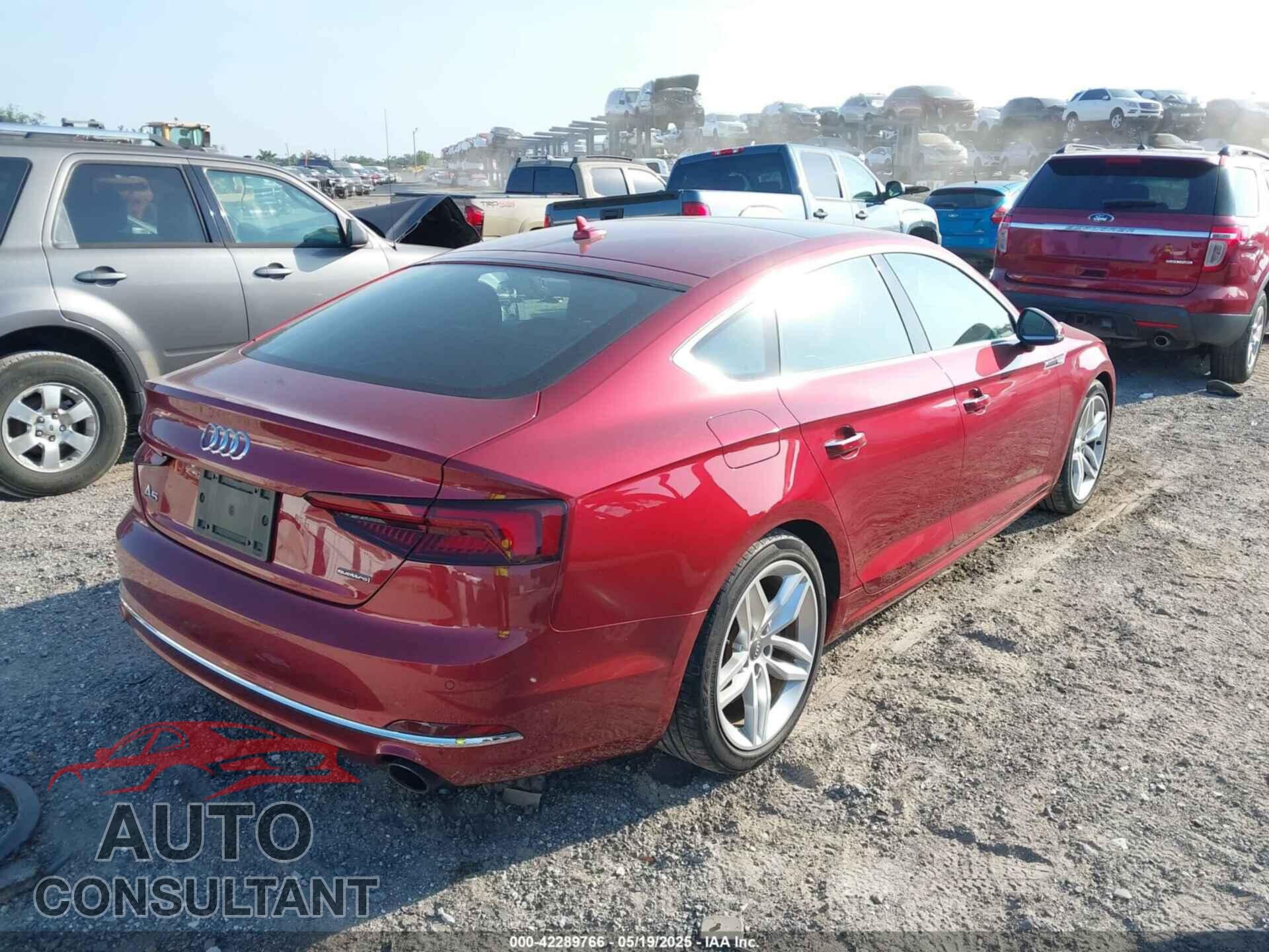 AUDI A5 2019 - WAUBNCF56KA097357