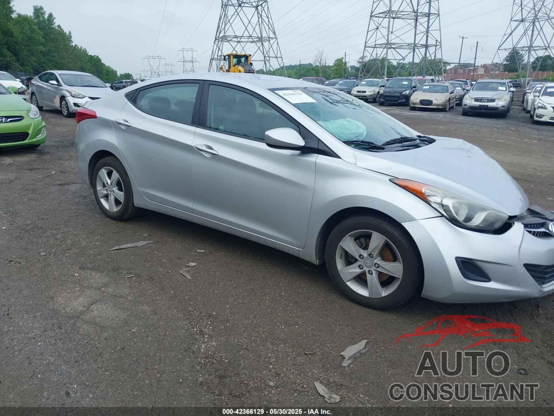 HYUNDAI ELANTRA 2011 - KMHDH4AE1BU118688