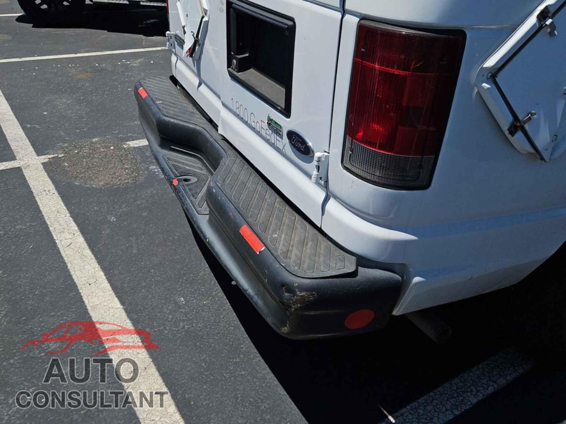 FORD E-150 2010 - 1FTNE1EW5ADA90881