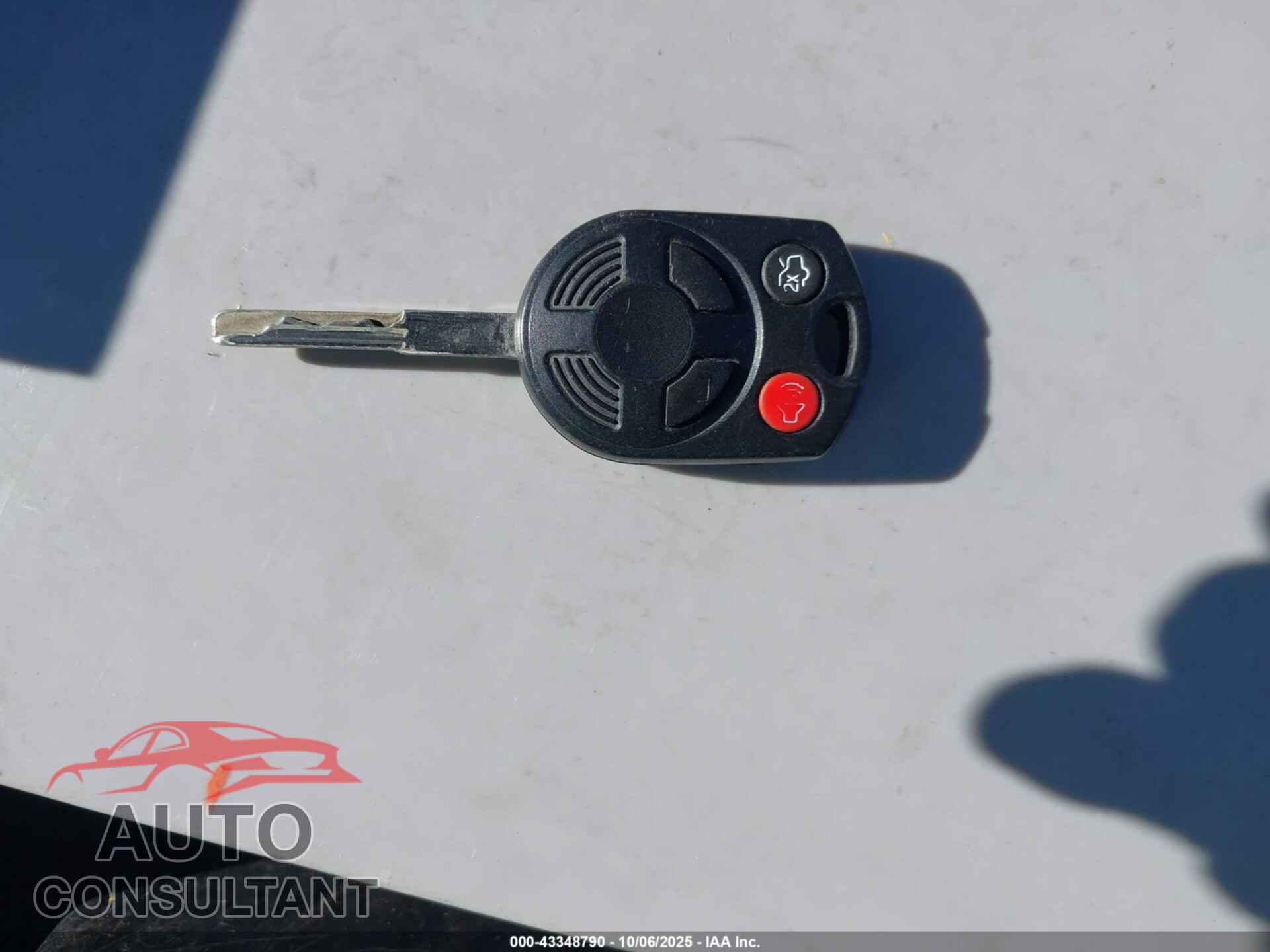FORD FOCUS 2015 - 1FADP3K27FL307174