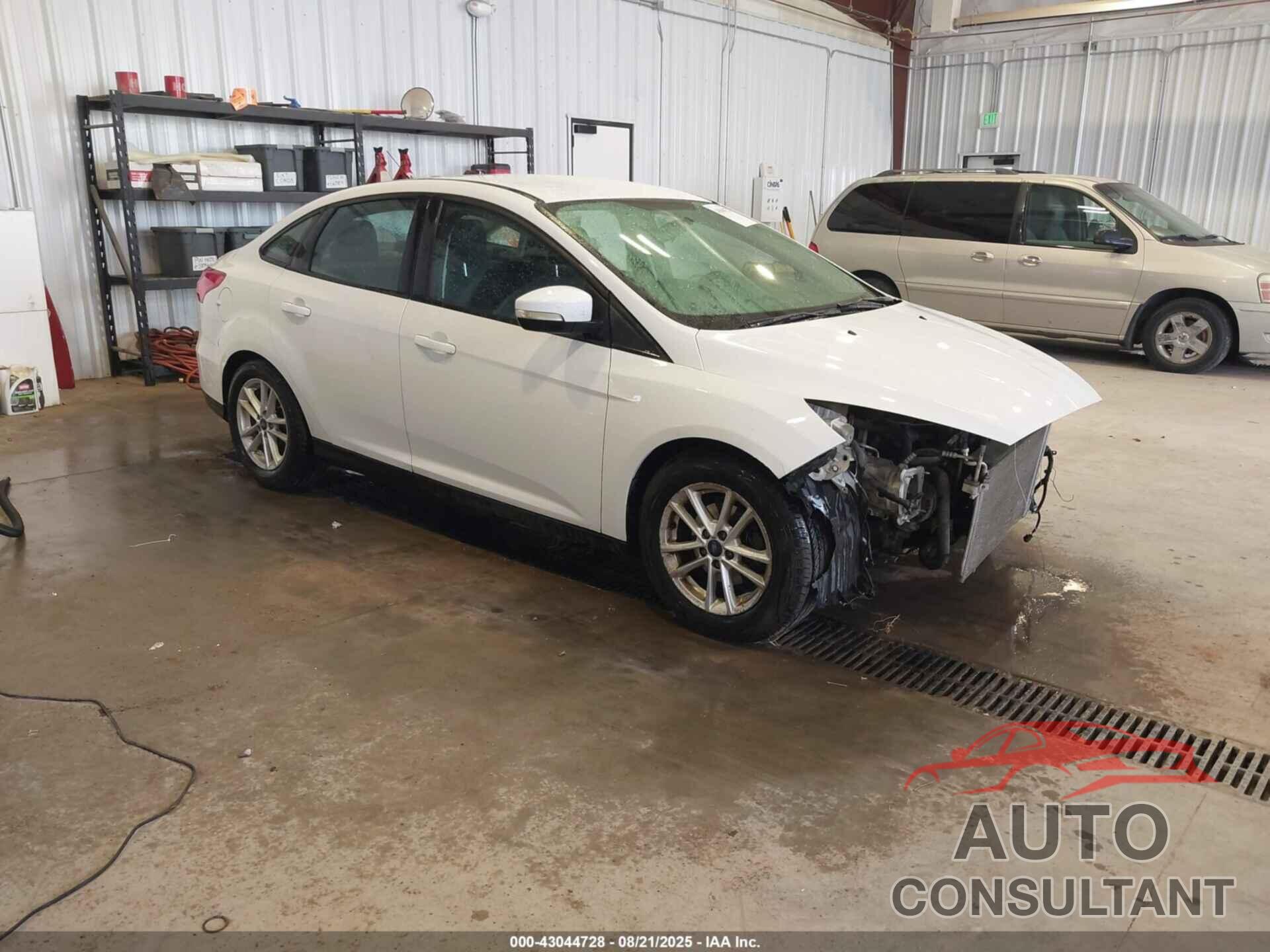 FORD FOCUS 2016 - 1FADP3F27GL325590