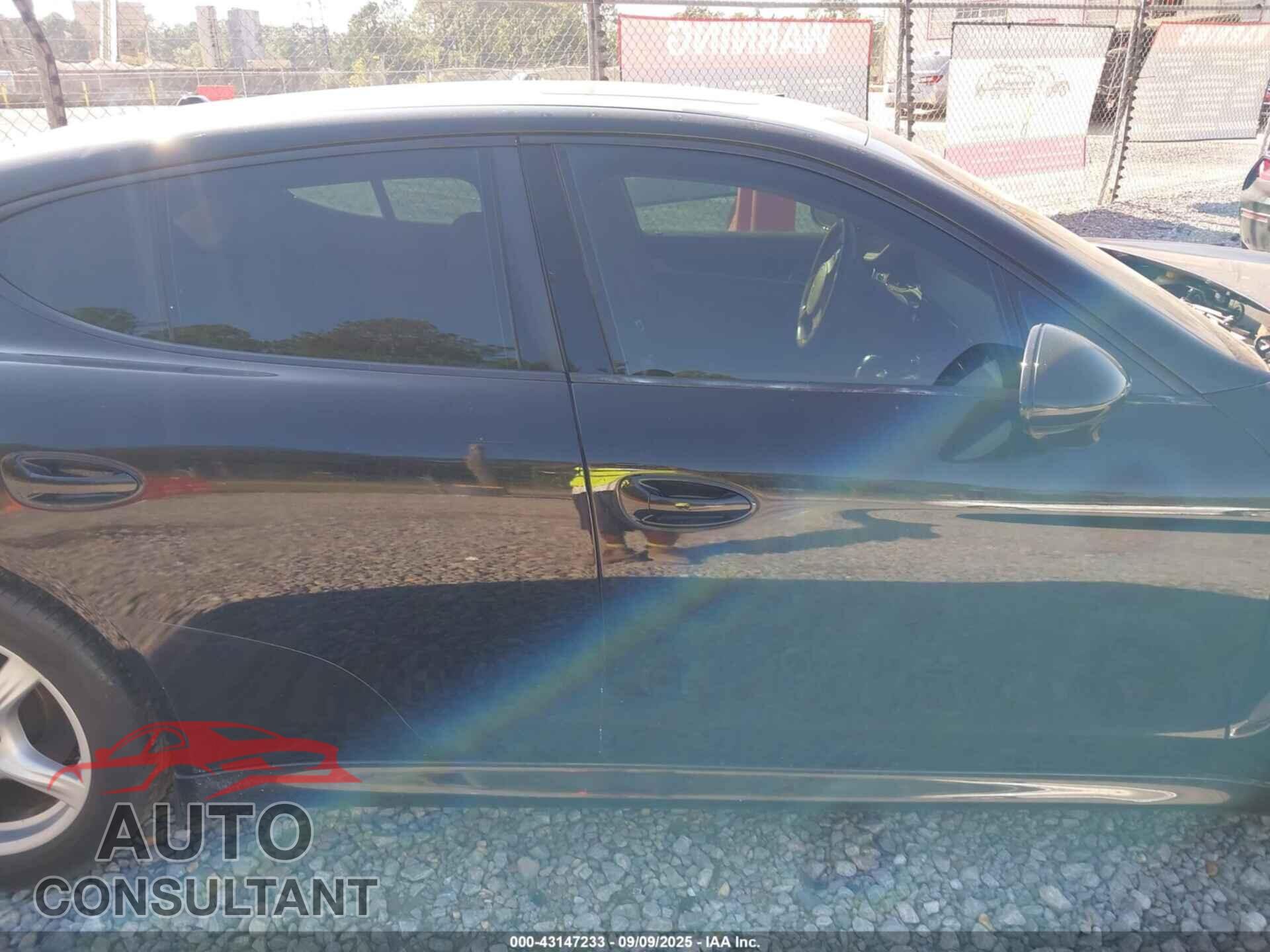 PORSCHE PANAMERA 2011 - WP0AA2A78BL012827