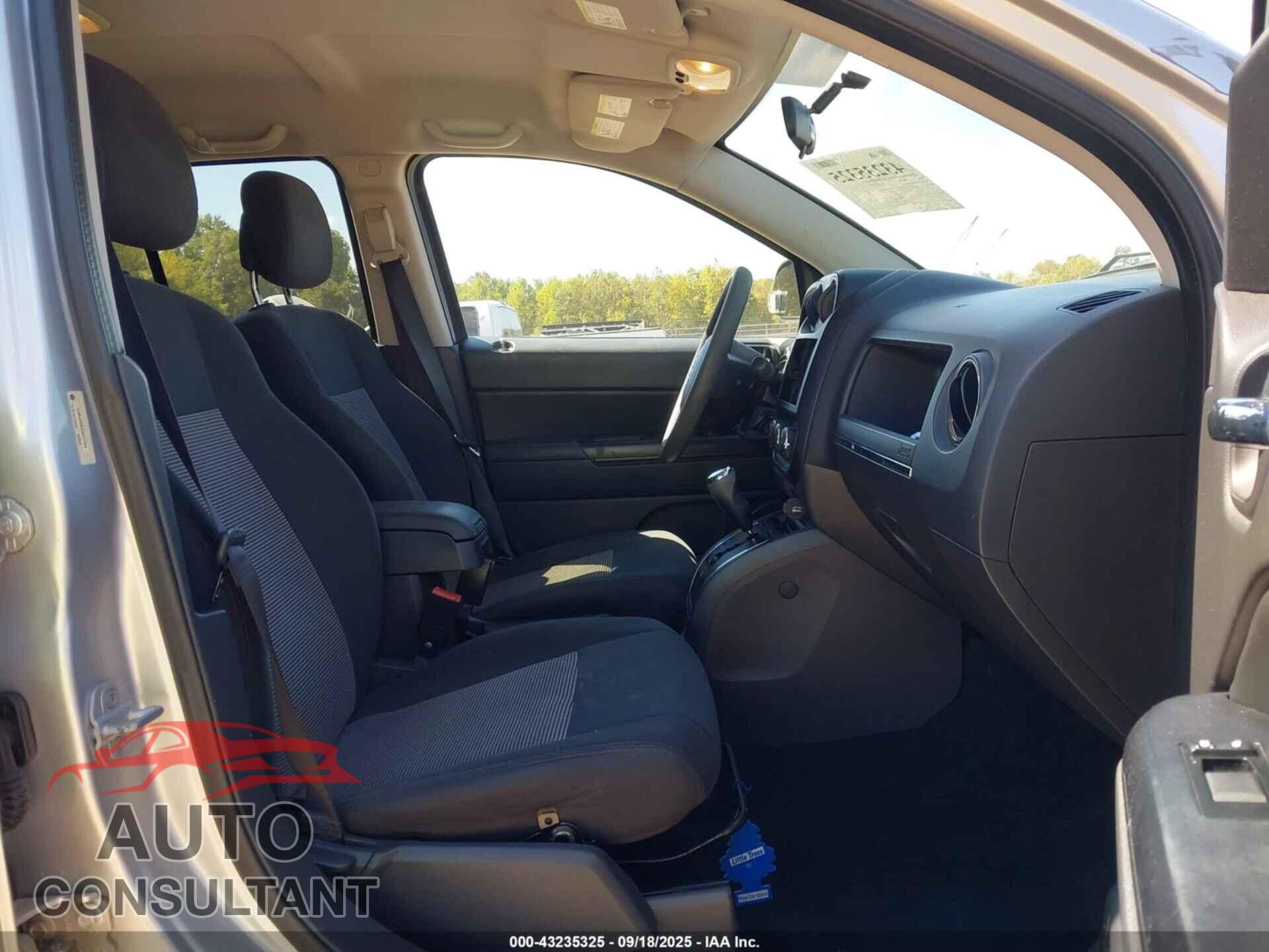 JEEP COMPASS 2012 - 1C4NJDBB9CD517724