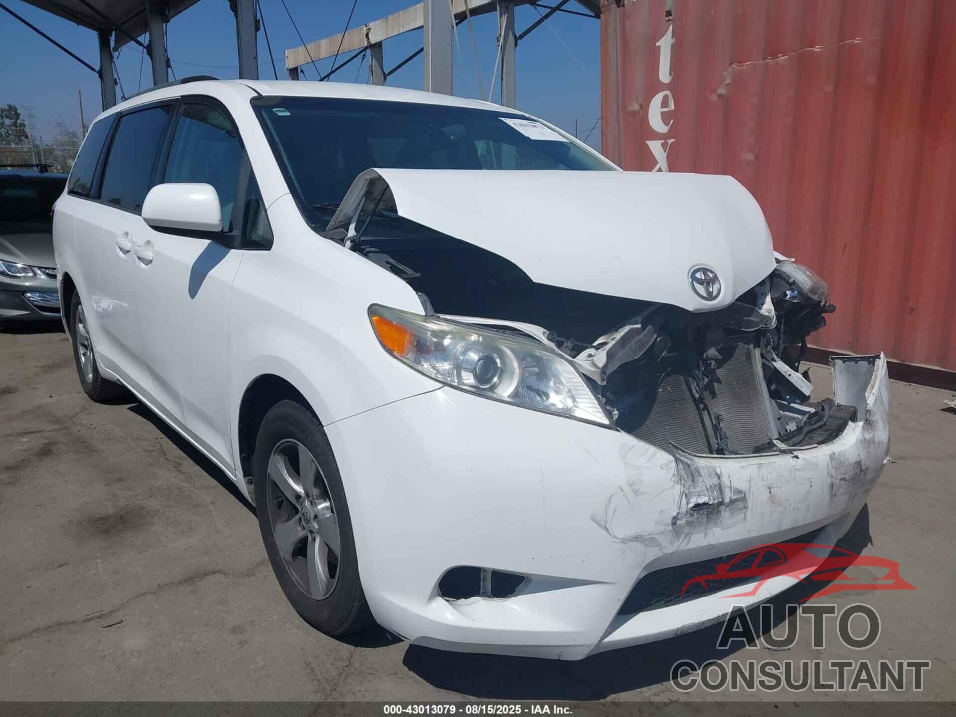 TOYOTA SIENNA 2016 - 5TDKK3DCXGS722513