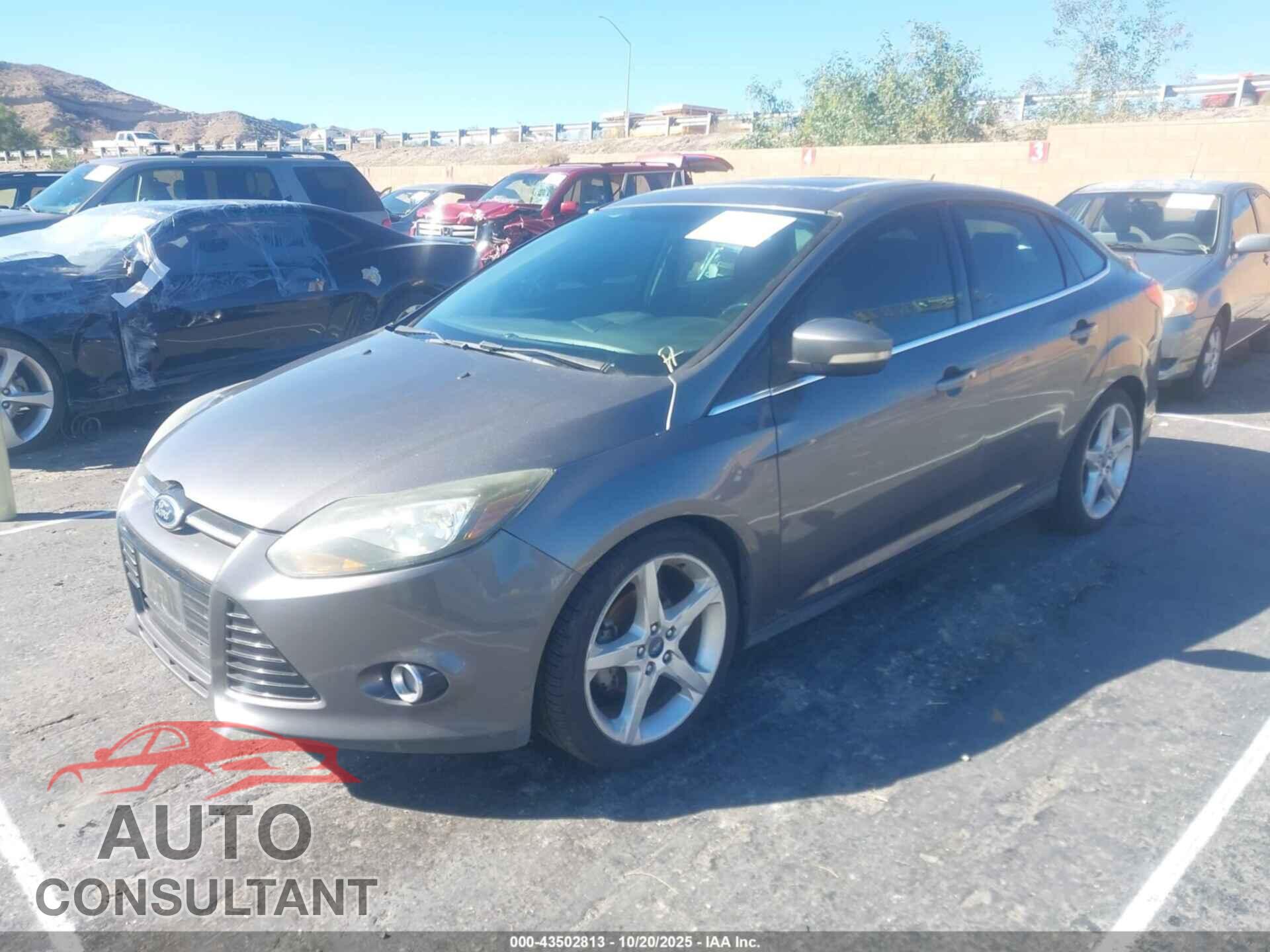 FORD FOCUS 2012 - 1FAHP3J21CL412419