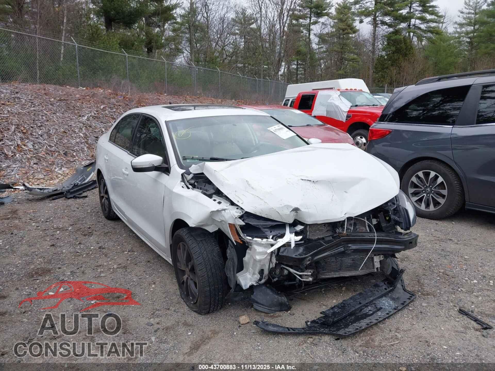 VOLKSWAGEN JETTA 2017 - 3VWDB7AJXHM360149