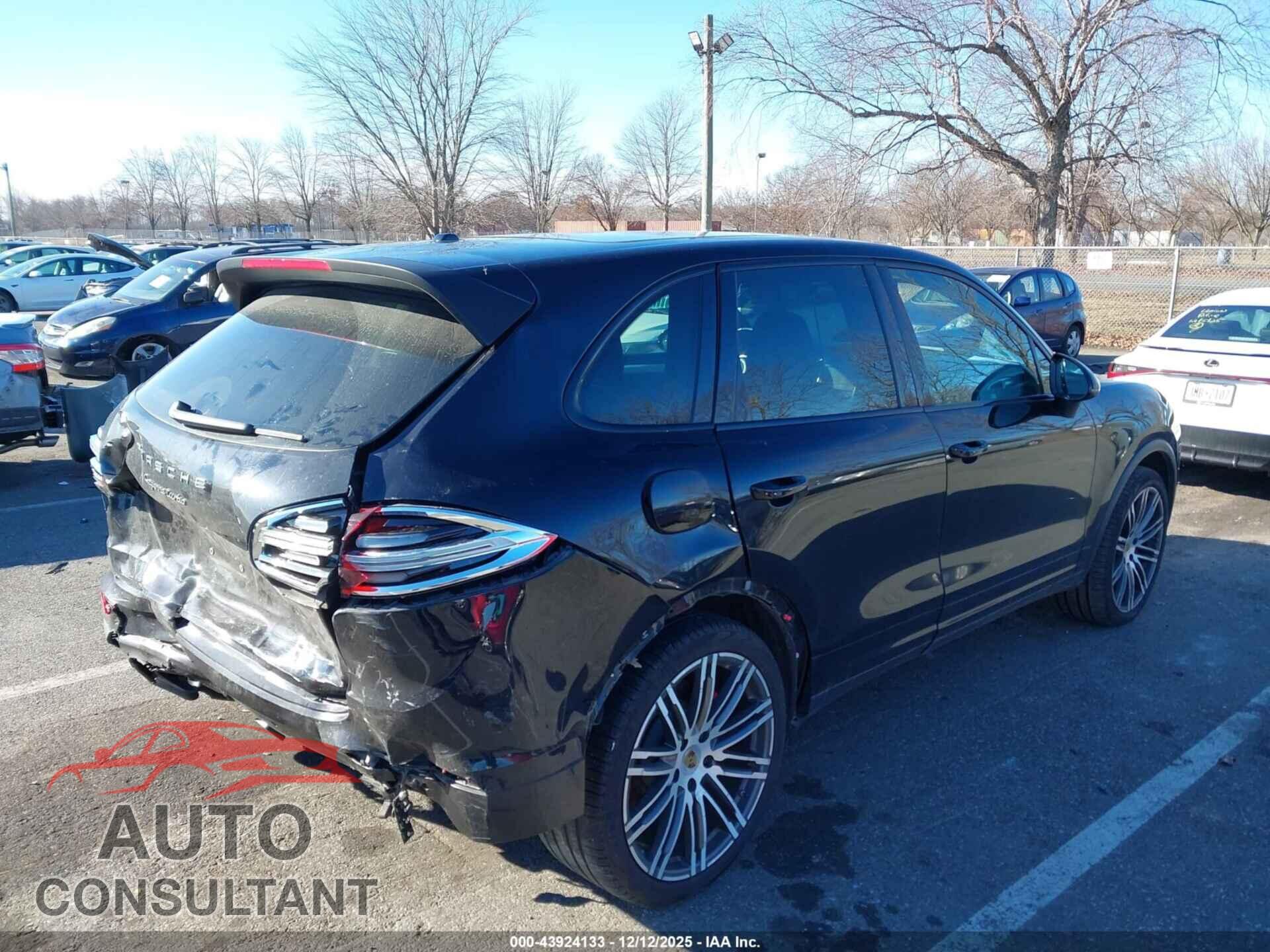 PORSCHE CAYENNE 2015 - WP1AC2A25FLA80618