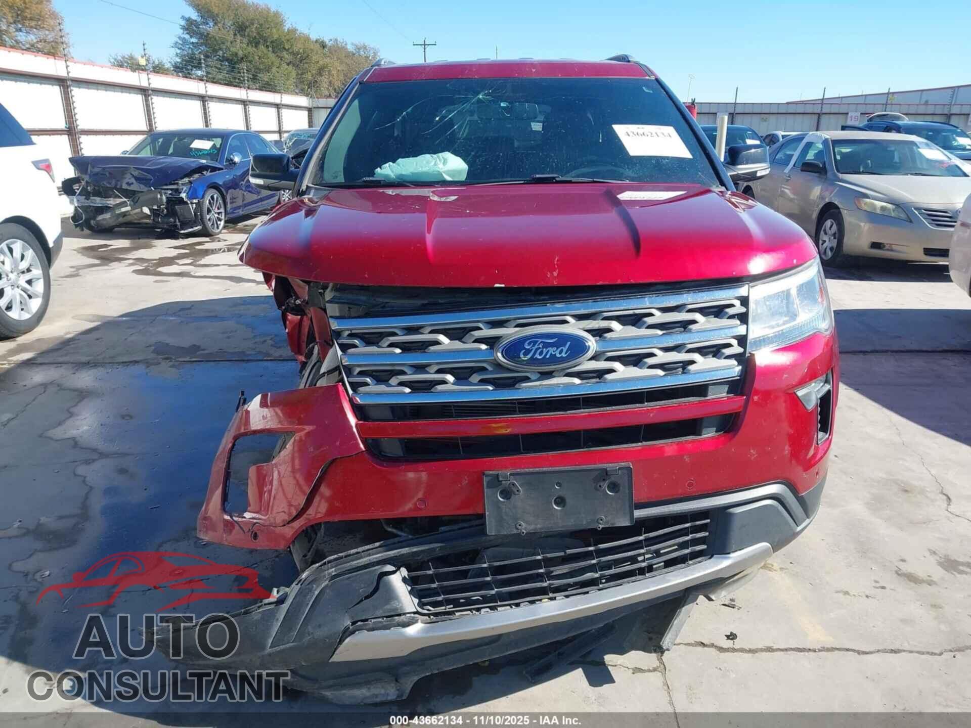 FORD EXPLORER 2018 - 1FM5K7D83JGA45351