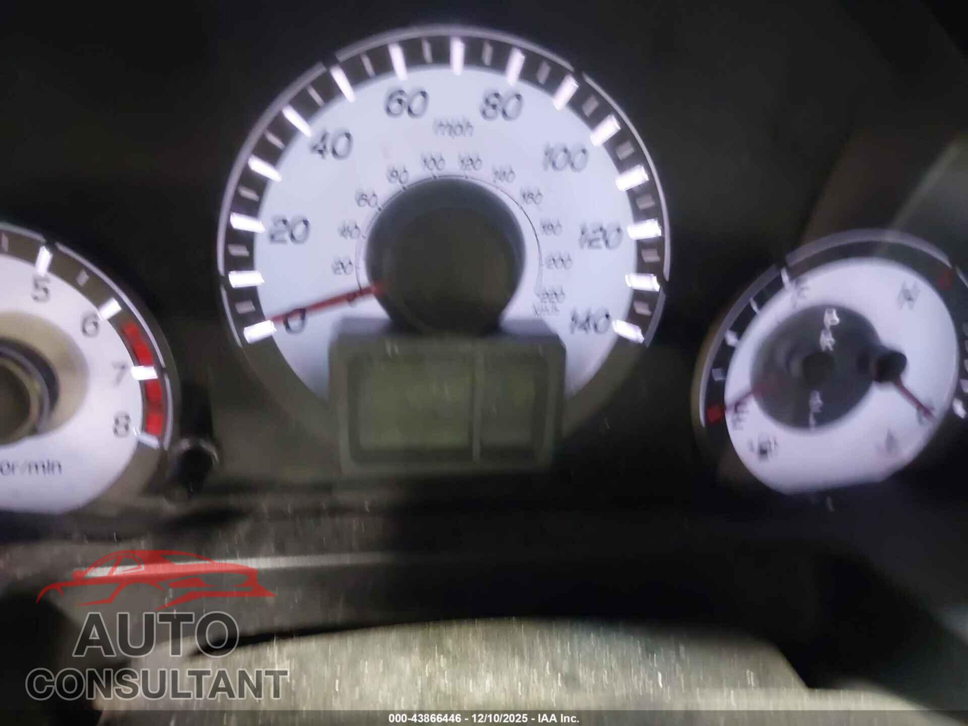 HONDA PILOT 2014 - 5FNYF4H49EB006081