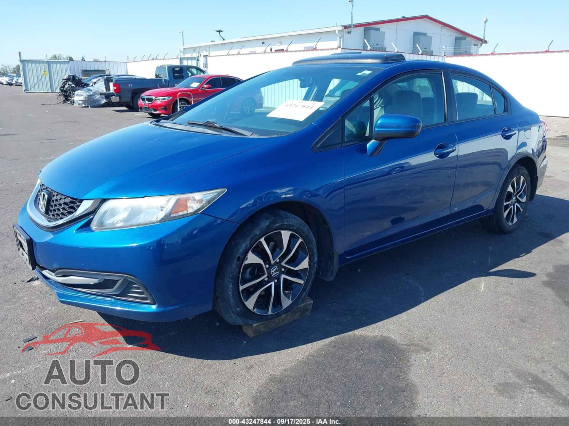 HONDA CIVIC 2015 - 2HGFB2F83FH557357