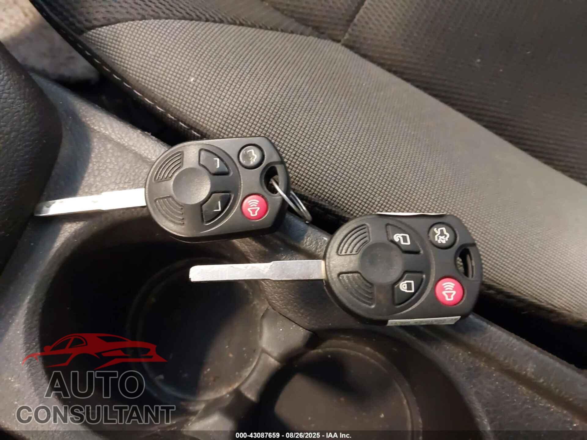 FORD FOCUS 2013 - 1FADP3F23DL163064