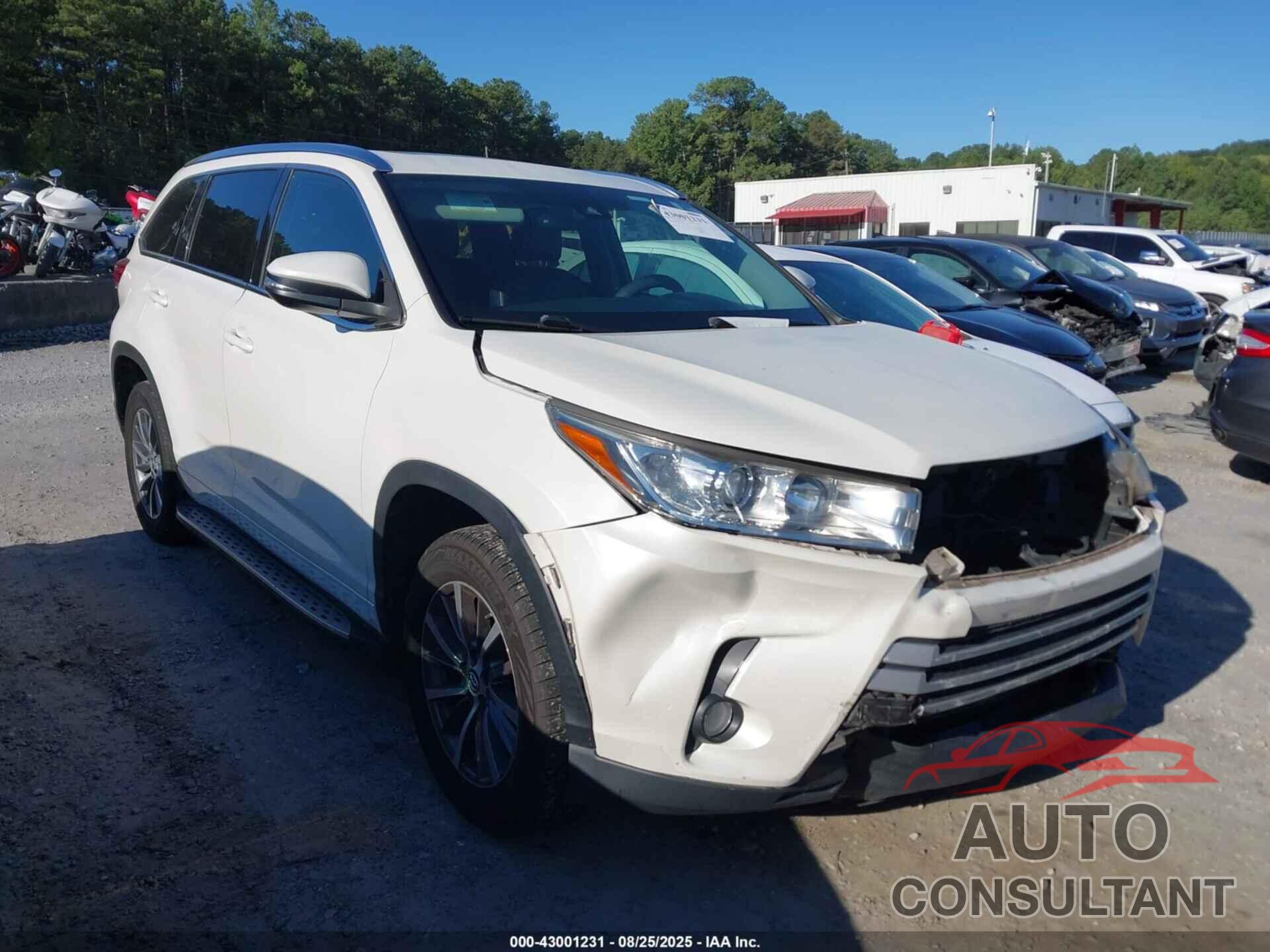 TOYOTA HIGHLANDER 2017 - 5TDKZRFH9HS511067