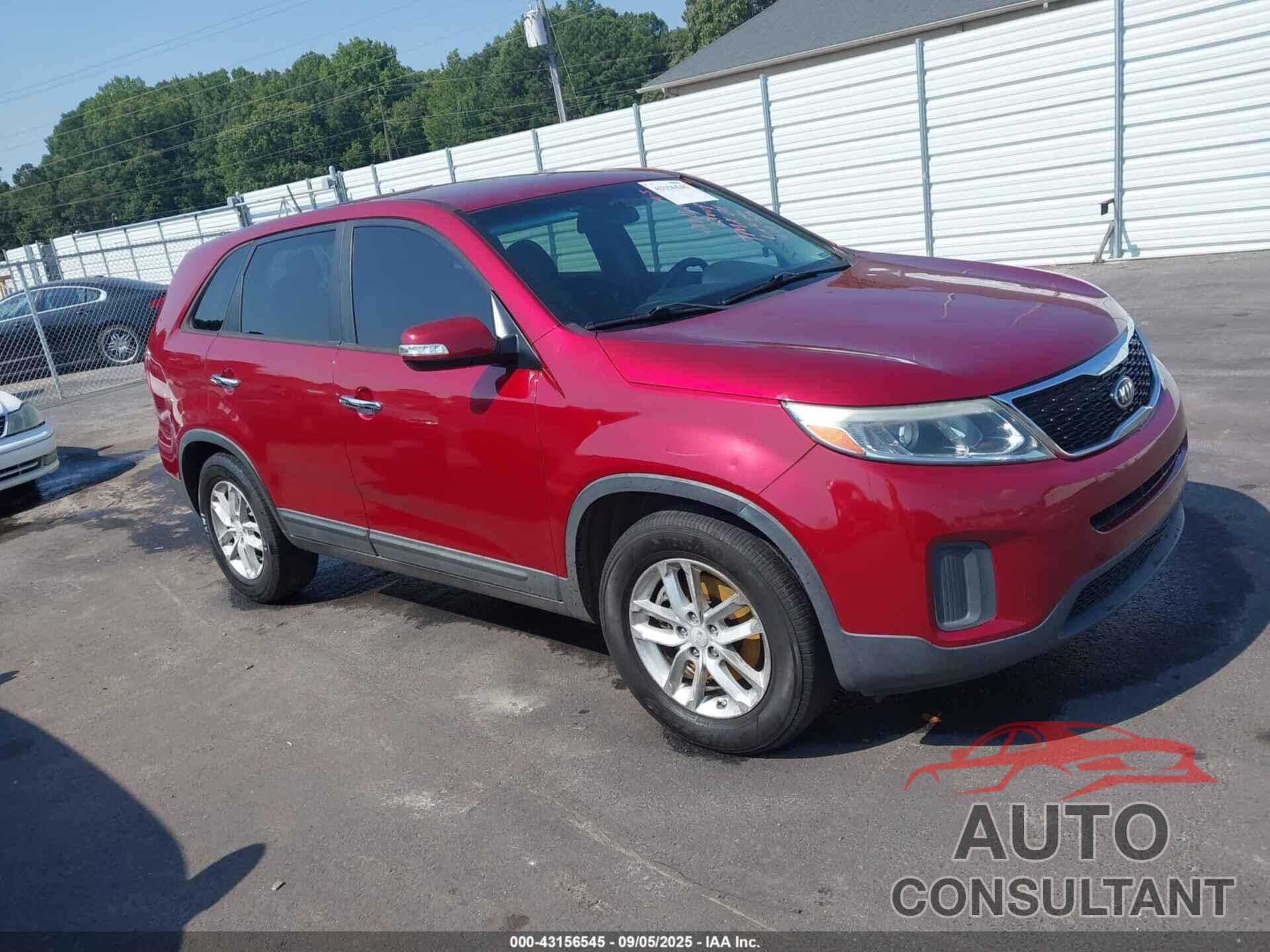 KIA SORENTO 2015 - 5XYKT3A67FG601249