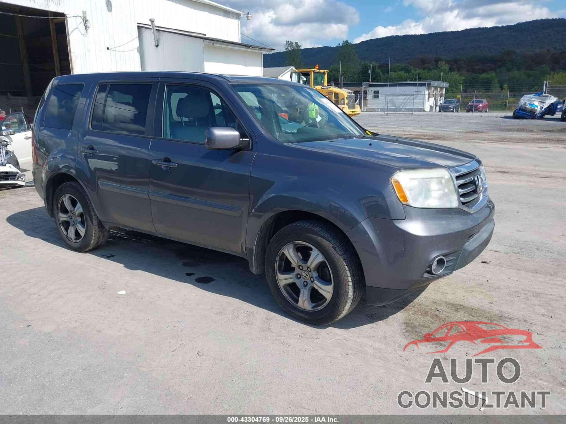 HONDA PILOT 2014 - 5FNYF4H60EB055221