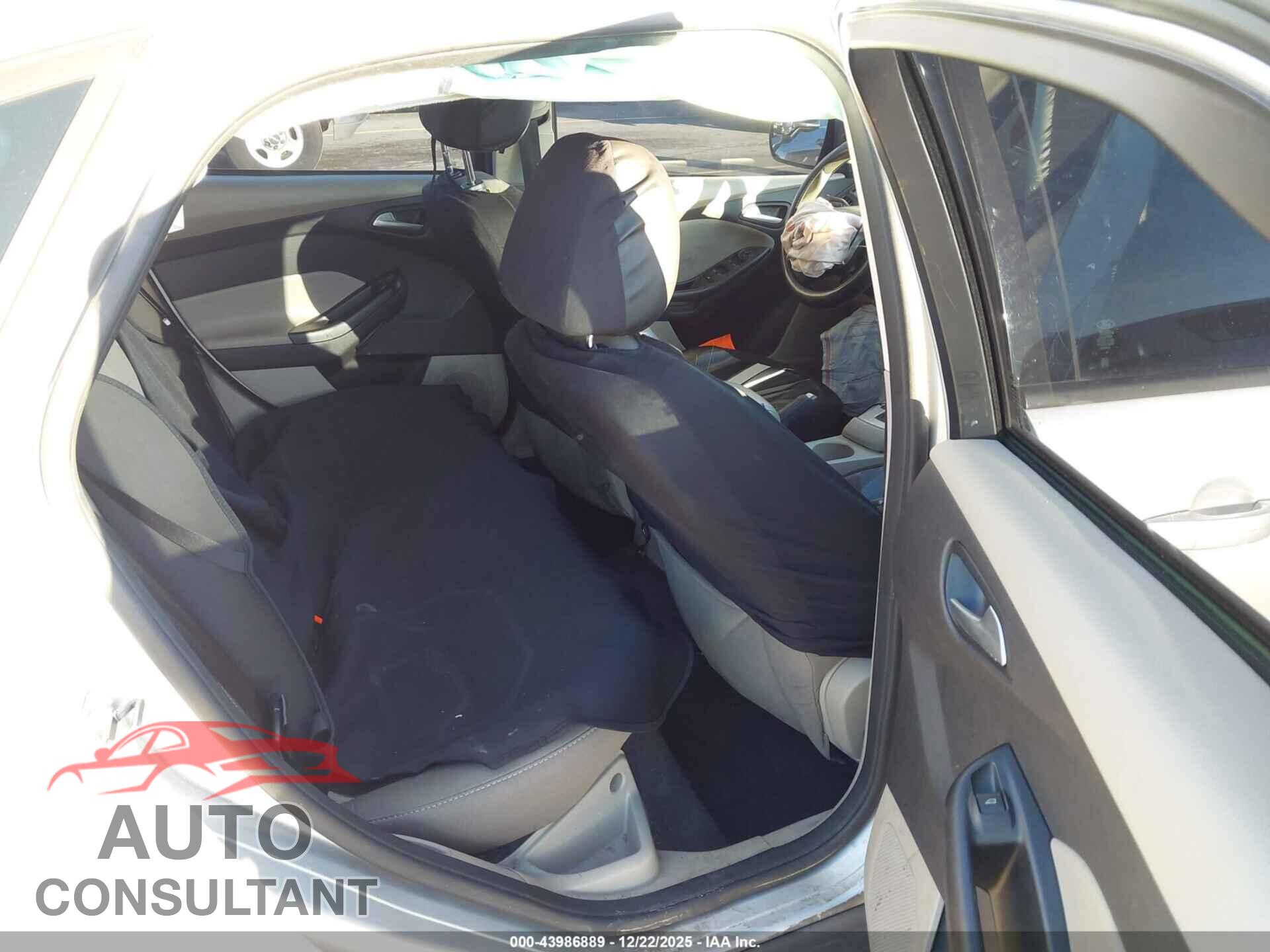 FORD FOCUS 2013 - 1FADP3F20DL182753
