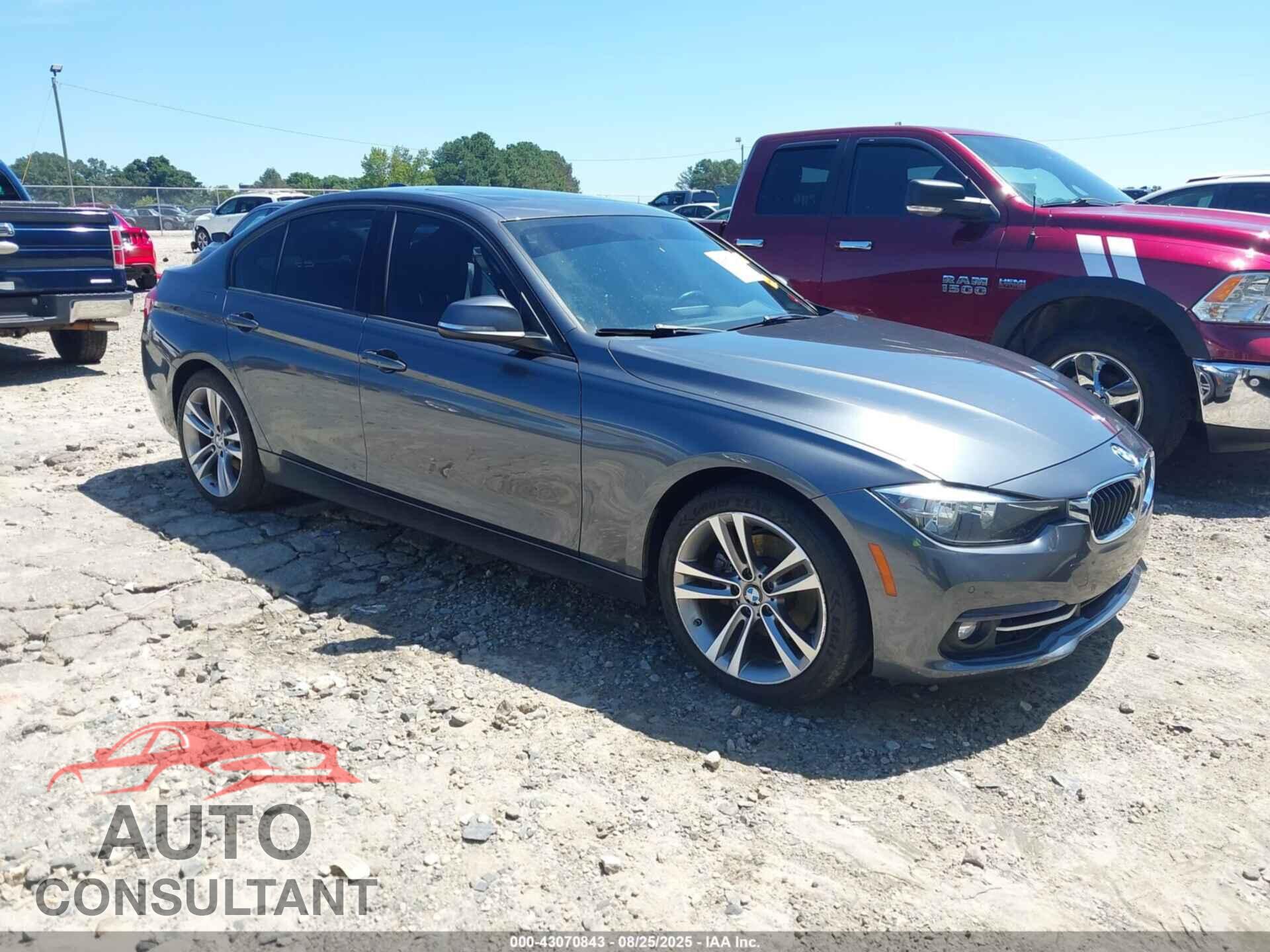 BMW 328I 2016 - WBA8E9G58GNU30203