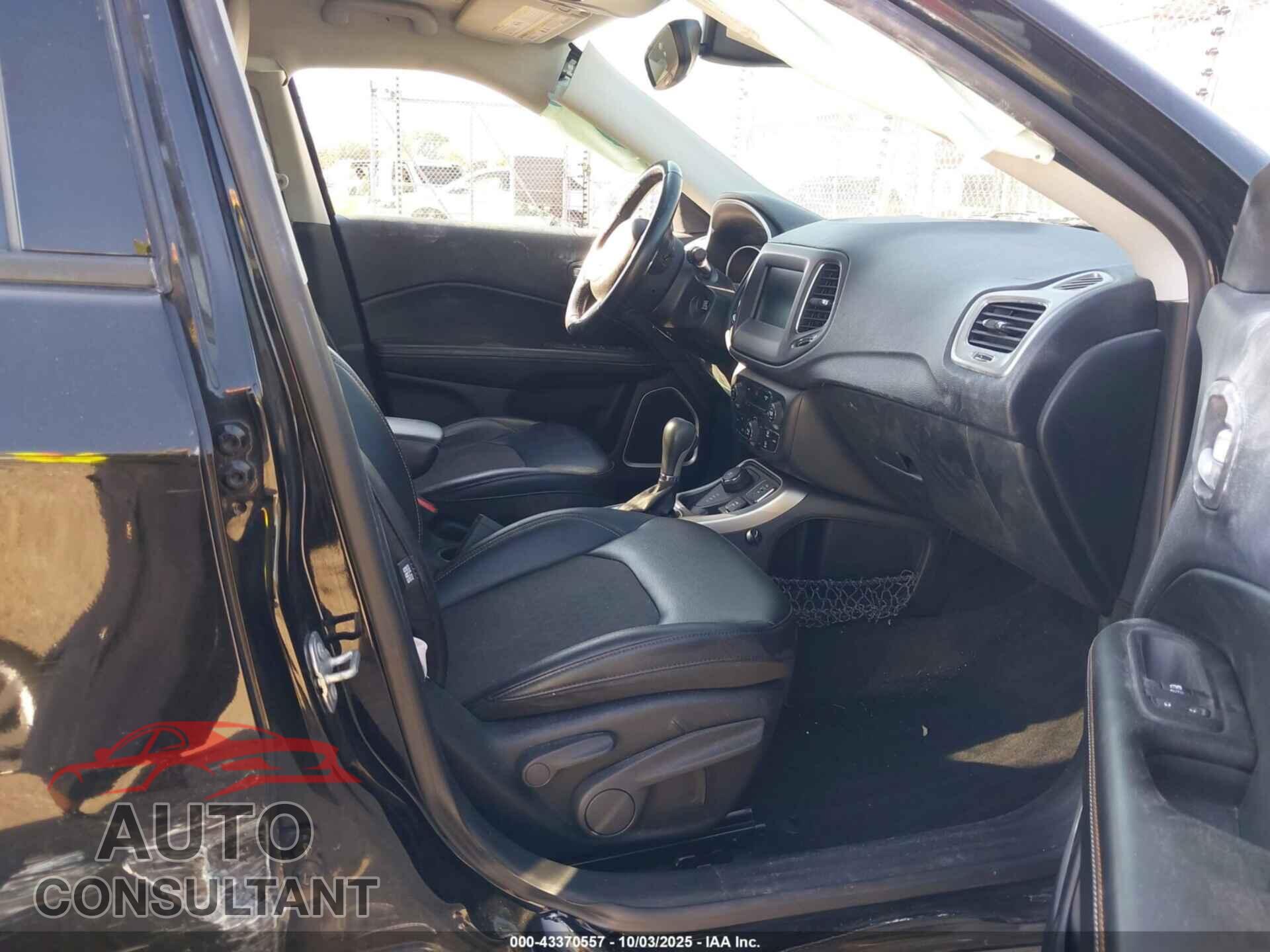 JEEP NEW COMPASS 2017 - 3C4NJDBB6HT660714