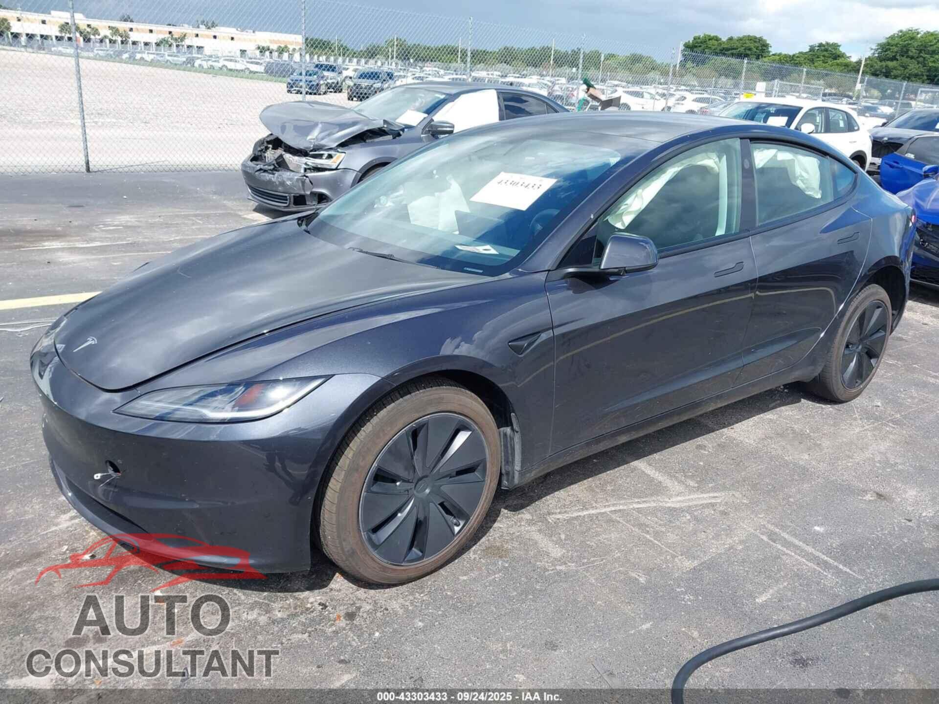 TESLA MODEL 3 2025 - 5YJ3E1EAXSF993470