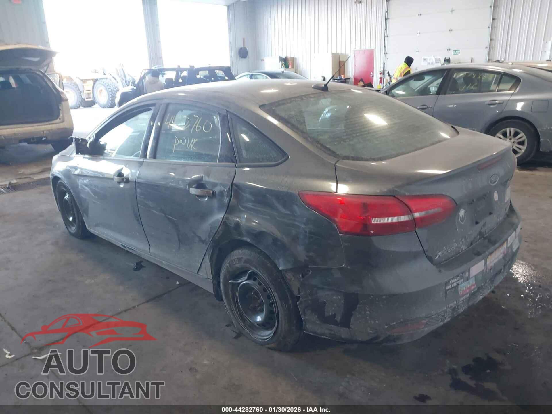 FORD FOCUS 2016 - 1FADP3E26GL259583