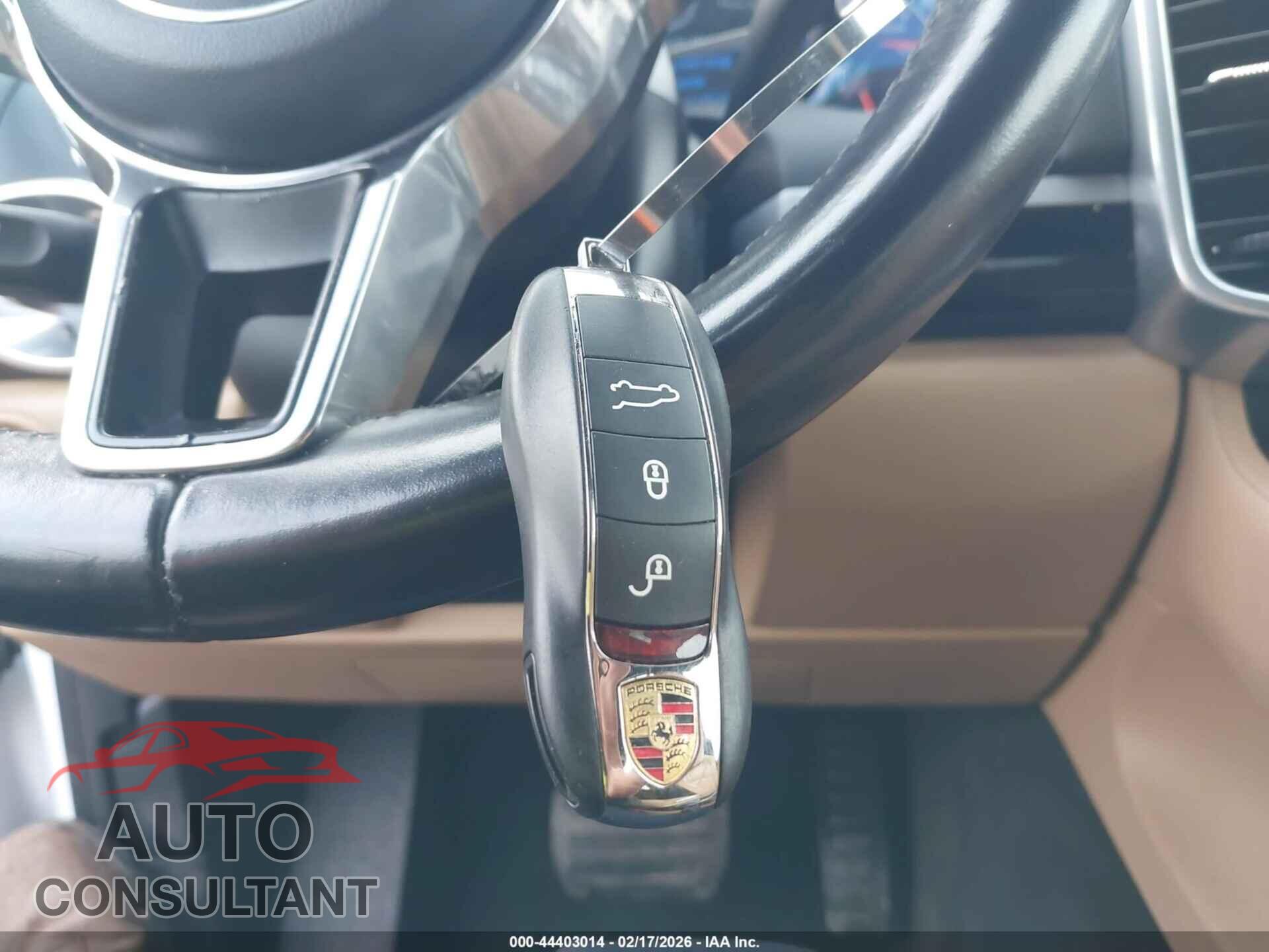 PORSCHE CAYENNE 2016 - WP1AA2A23GLA09960