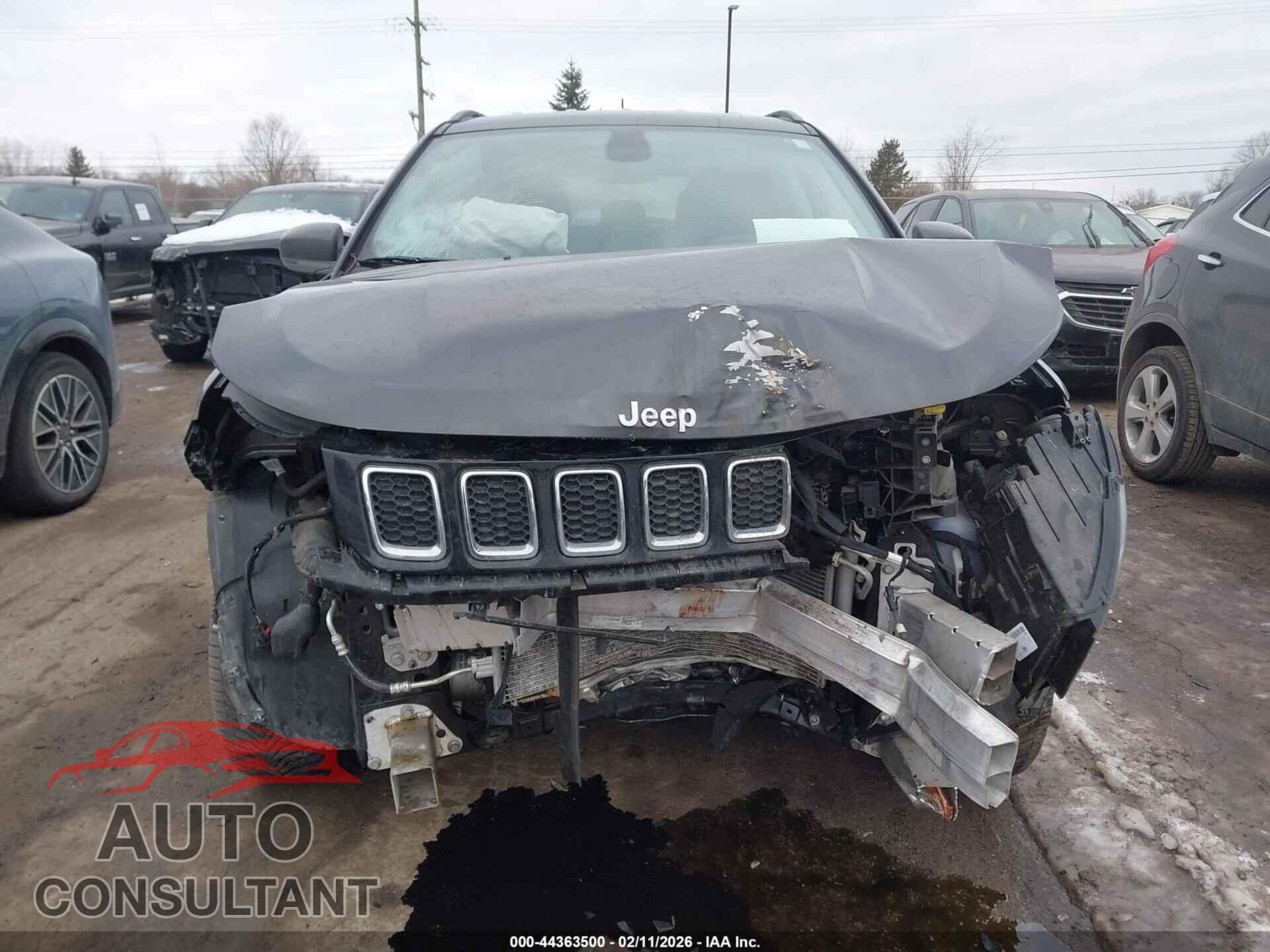 JEEP COMPASS 2020 - 3C4NJDCB8LT196588