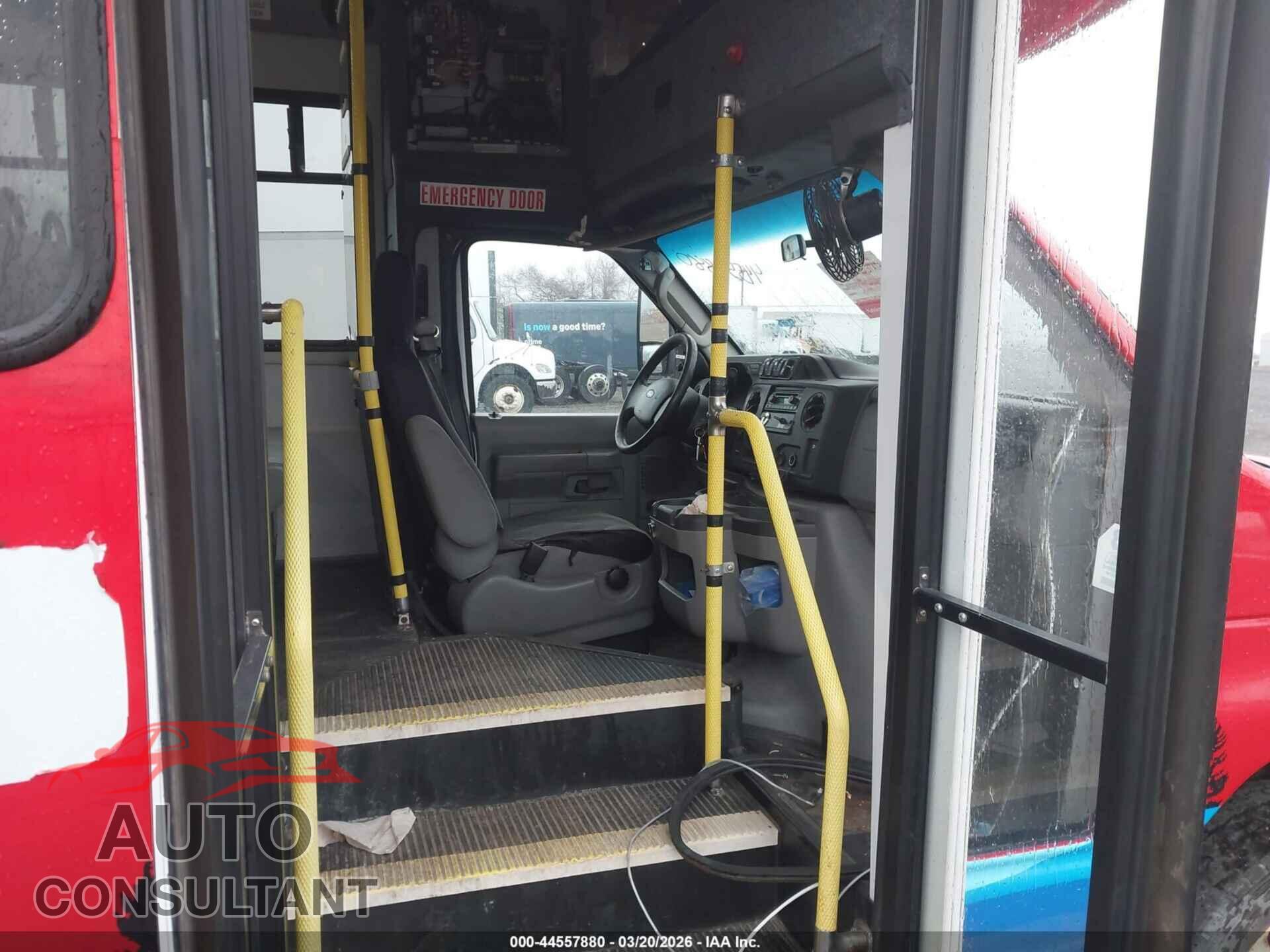 FORD E-450 CUTAWAY 2017 - 1FDFE4FS2HDC20705
