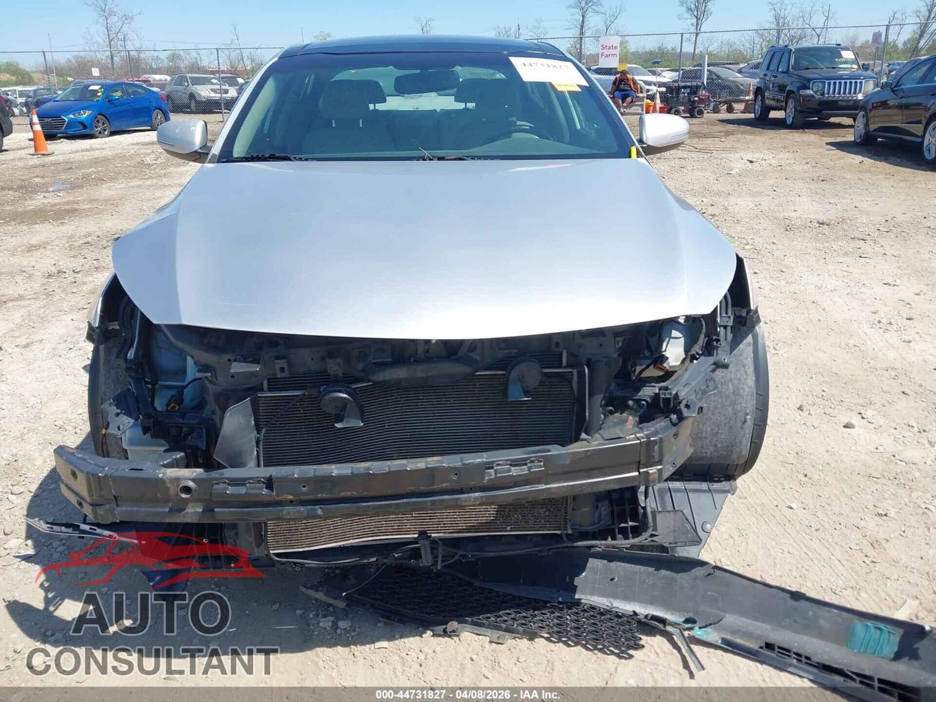 KIA OPTIMA 2011 - KNAGN4A73B5051854