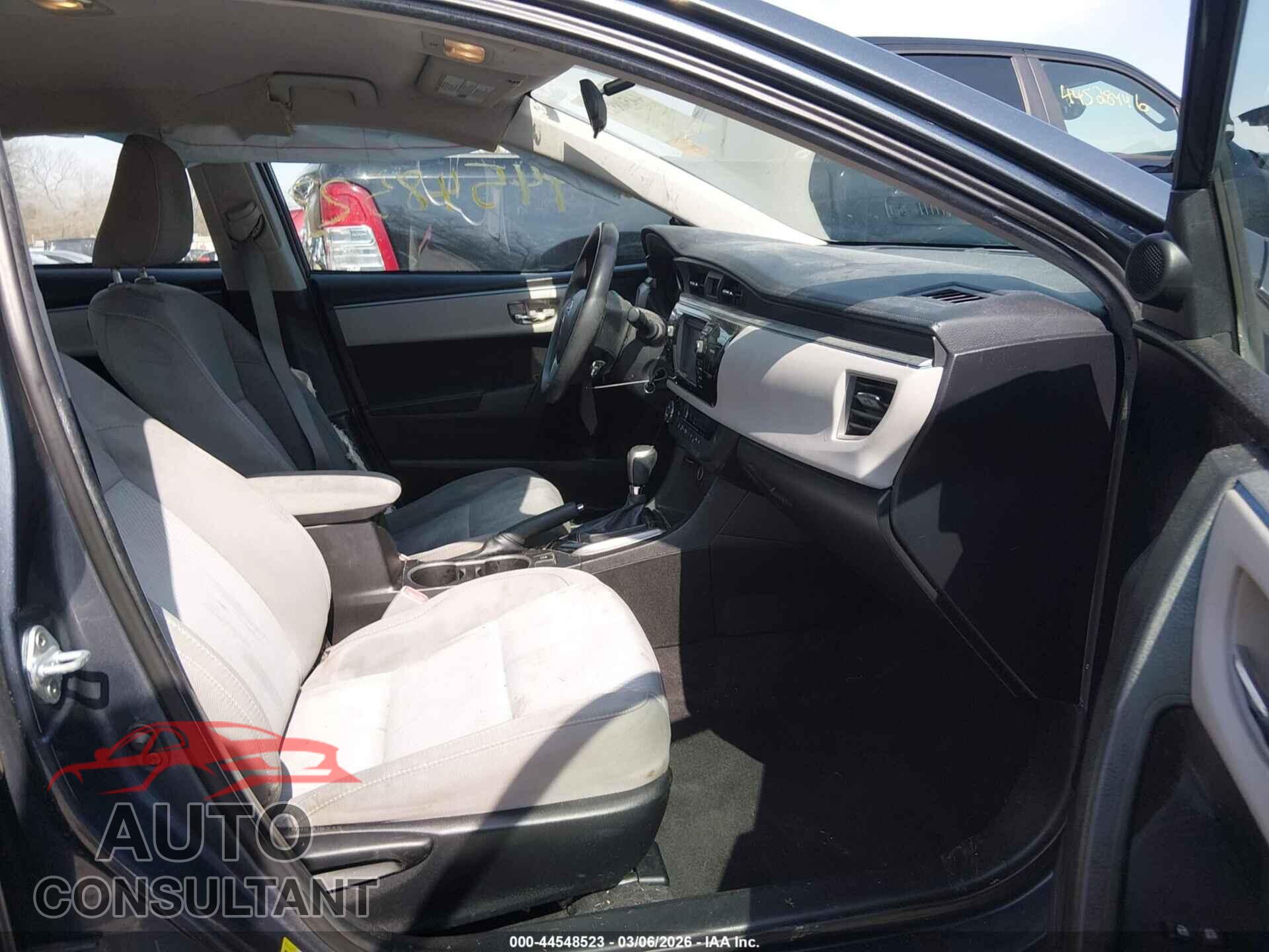 TOYOTA COROLLA 2016 - 5YFBURHE2GP510030