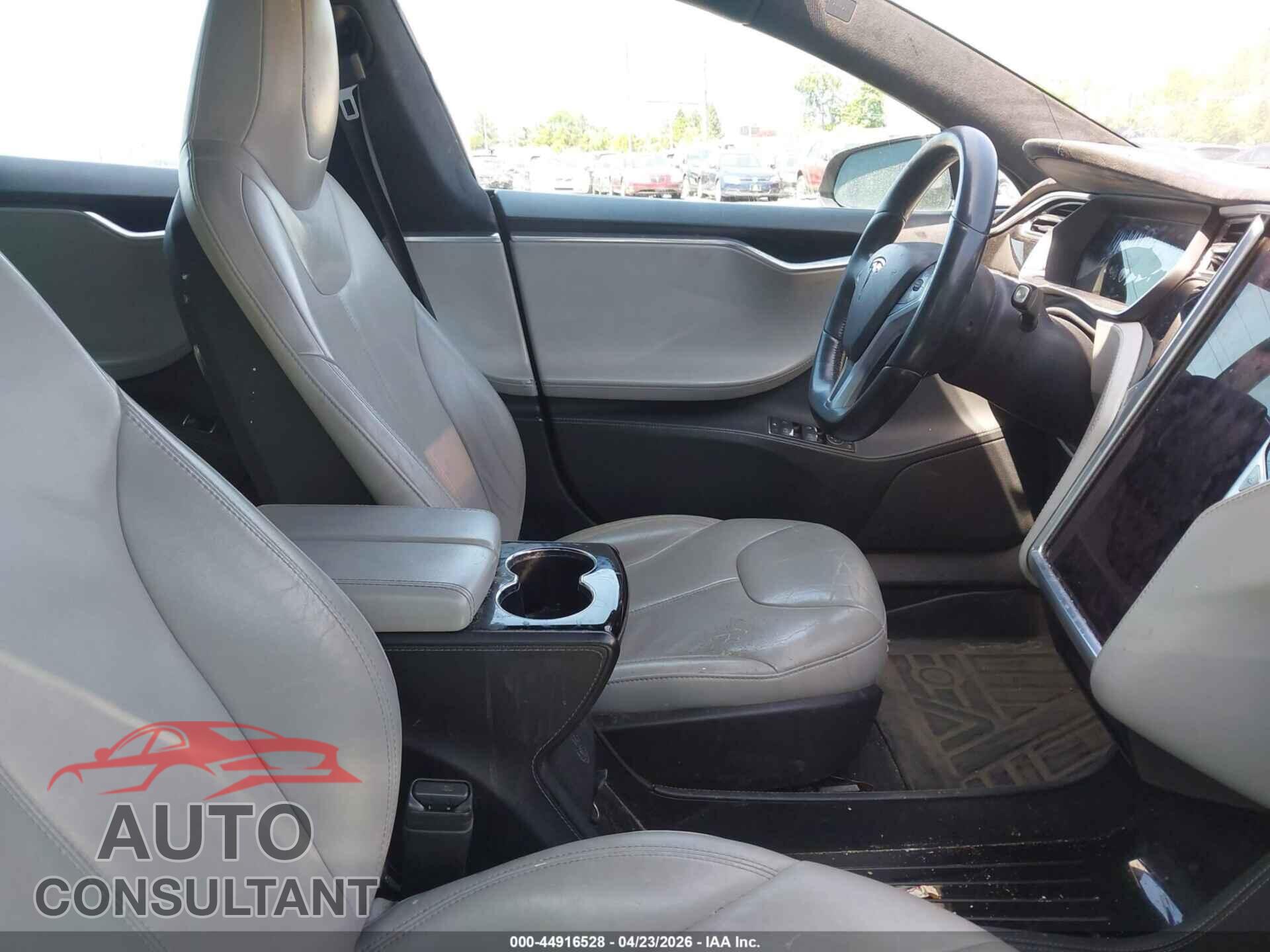 TESLA MODEL S 2015 - 5YJSA1H11FFP73661