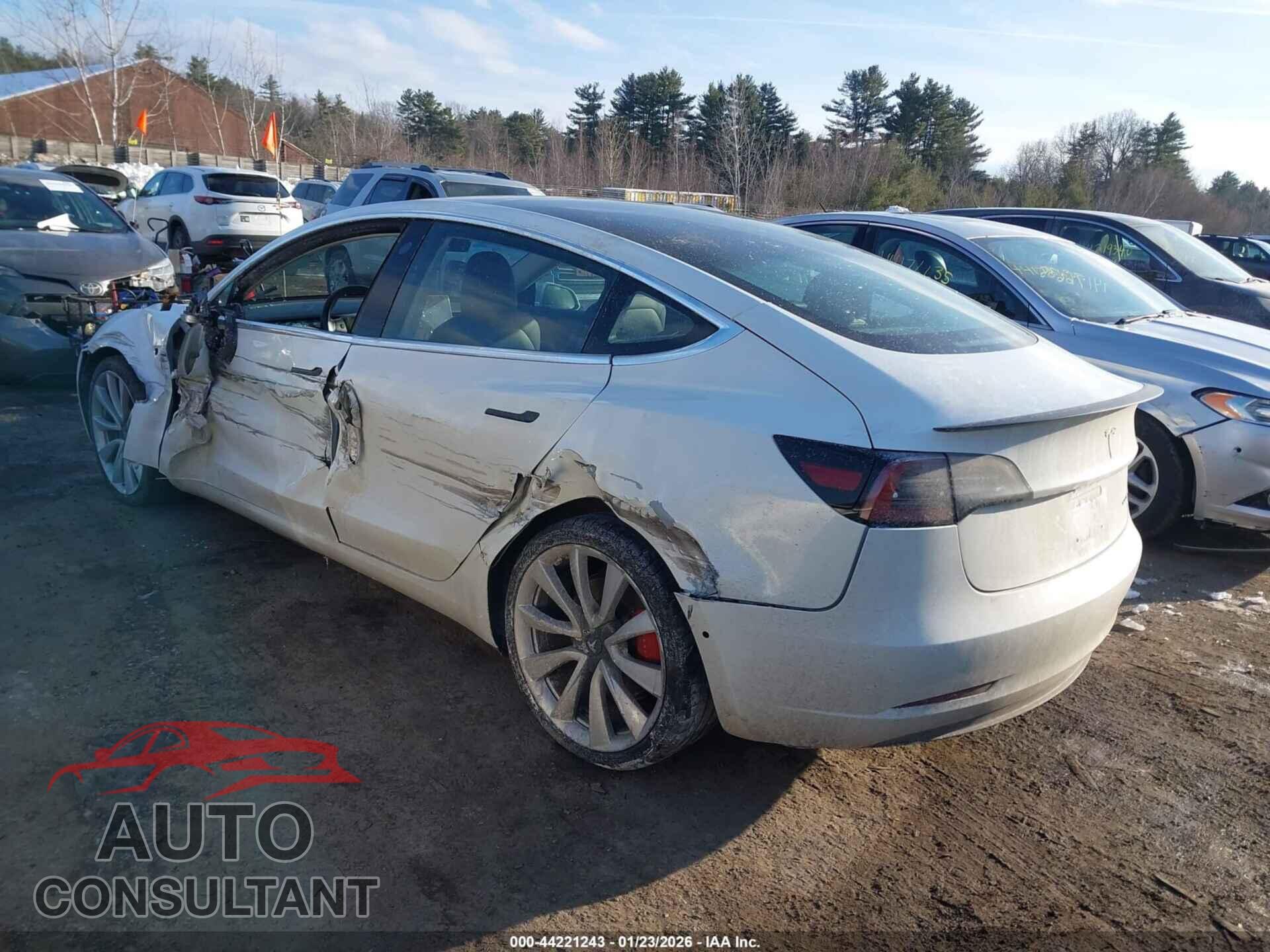 TESLA MODEL 3 2018 - 5YJ3E1EB7JF072699