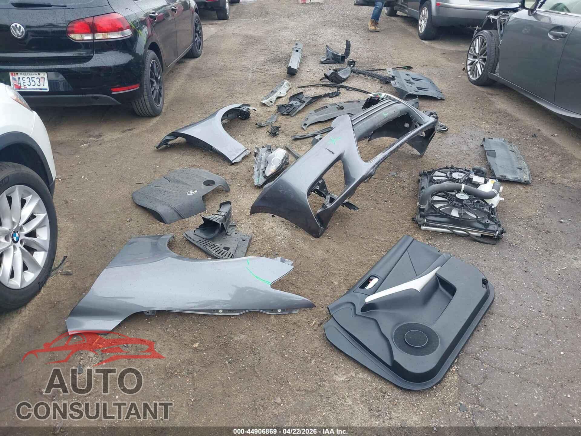 LEXUS IS 250 2015 - JTHCF1D20F5016903