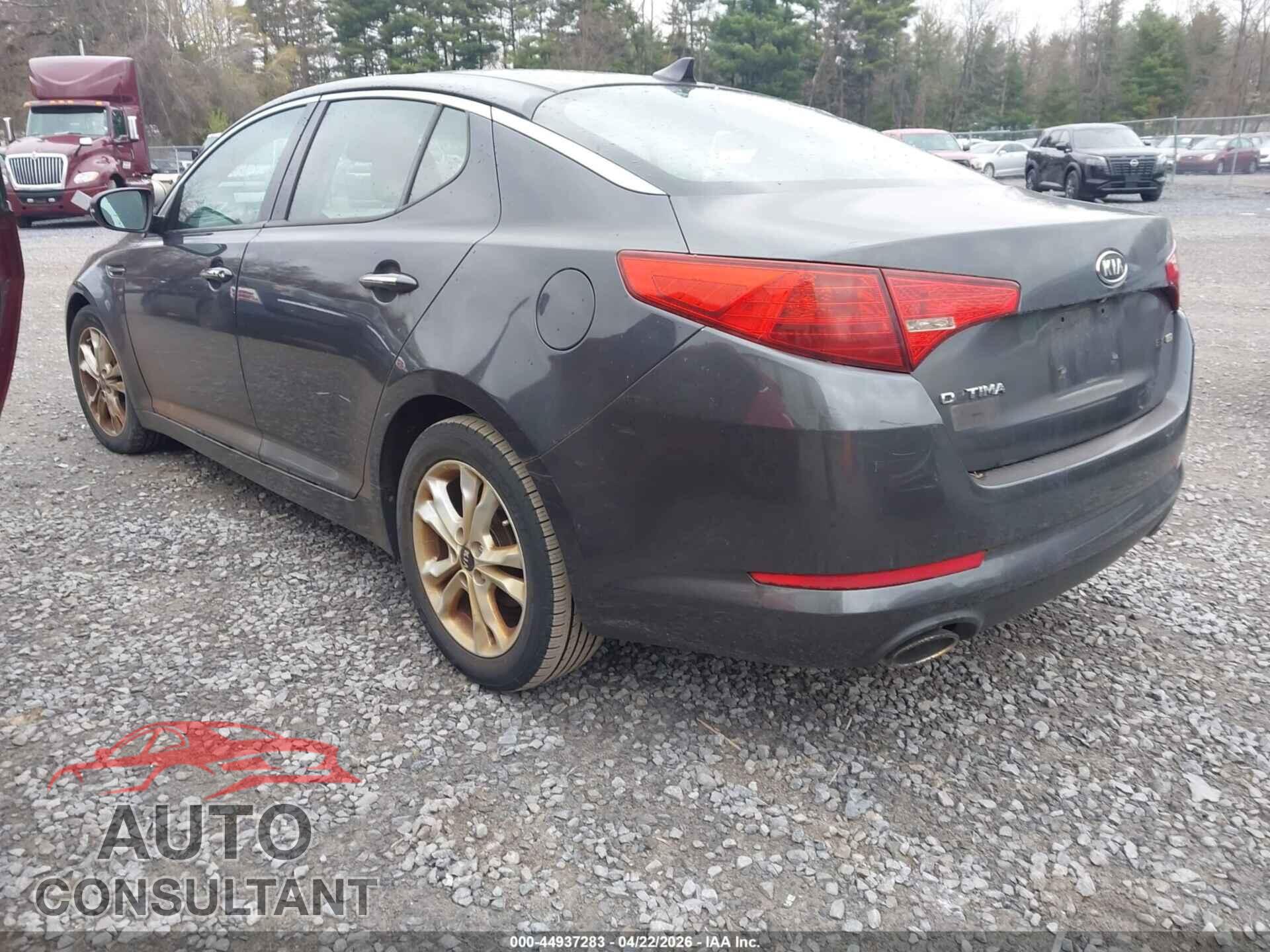KIA OPTIMA 2011 - KNAGN4A73B5098172