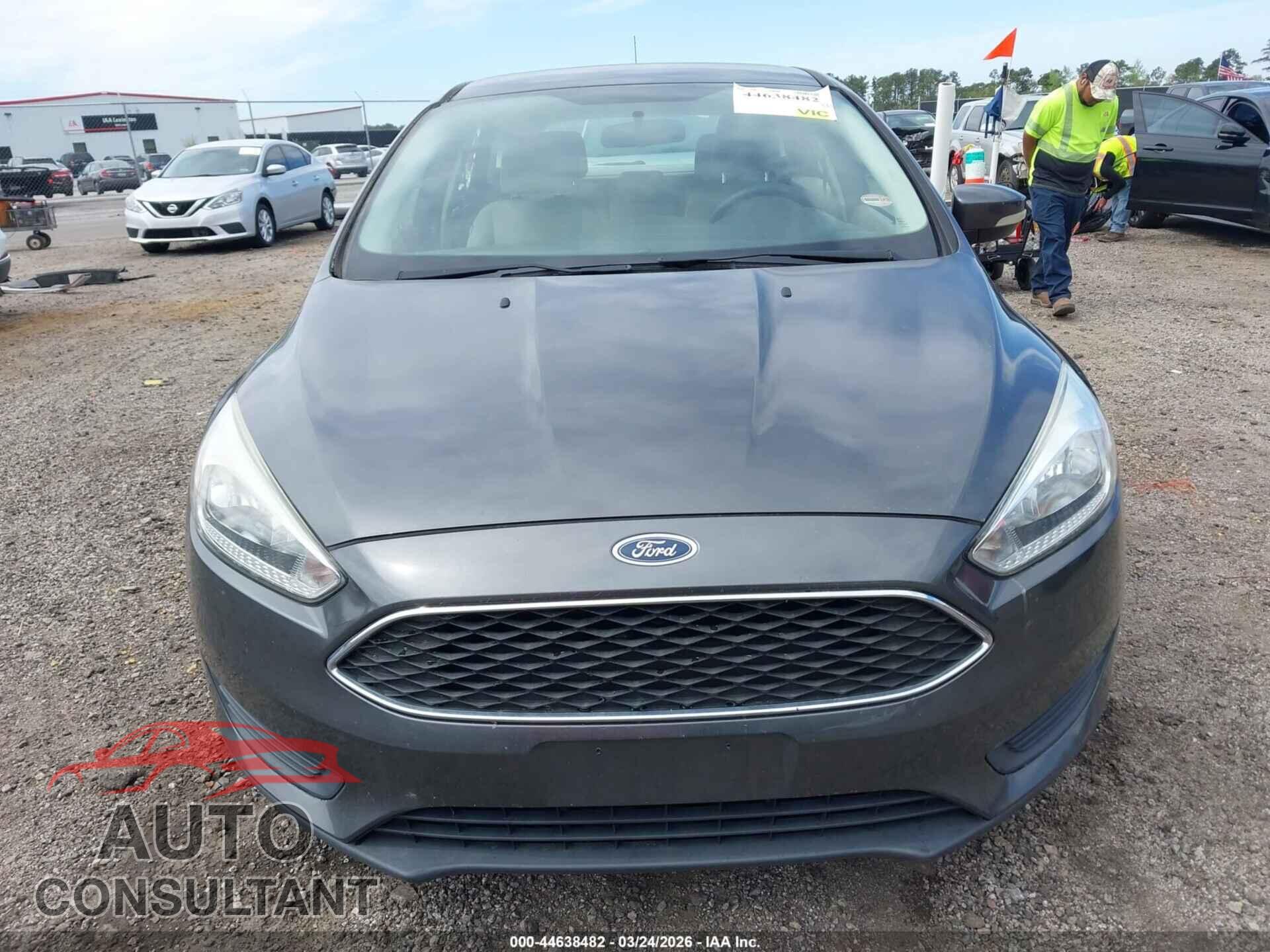 FORD FOCUS 2017 - 1FADP3K2XHL200901