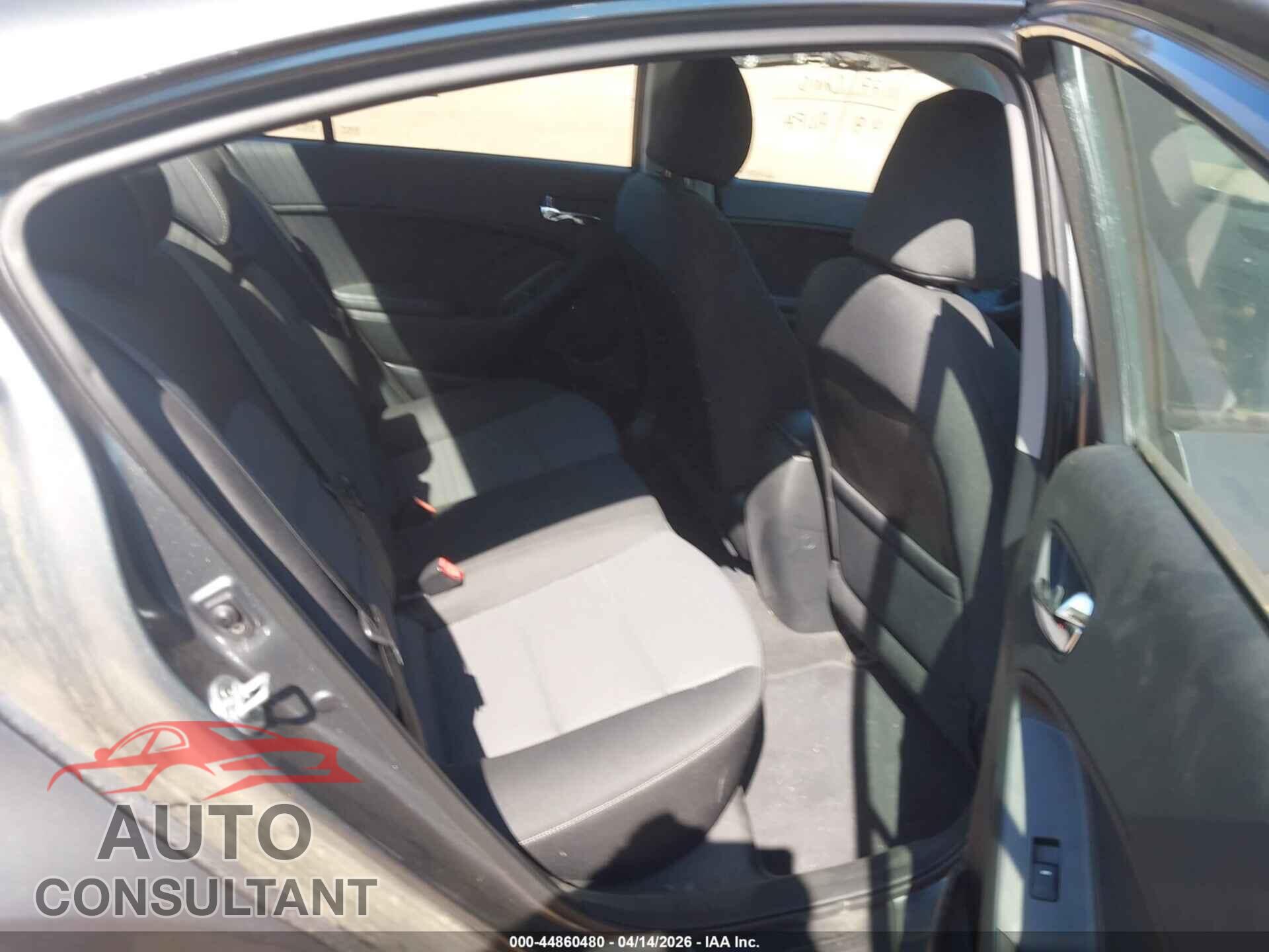 KIA FORTE 2016 - KNAFX4A68G5593813