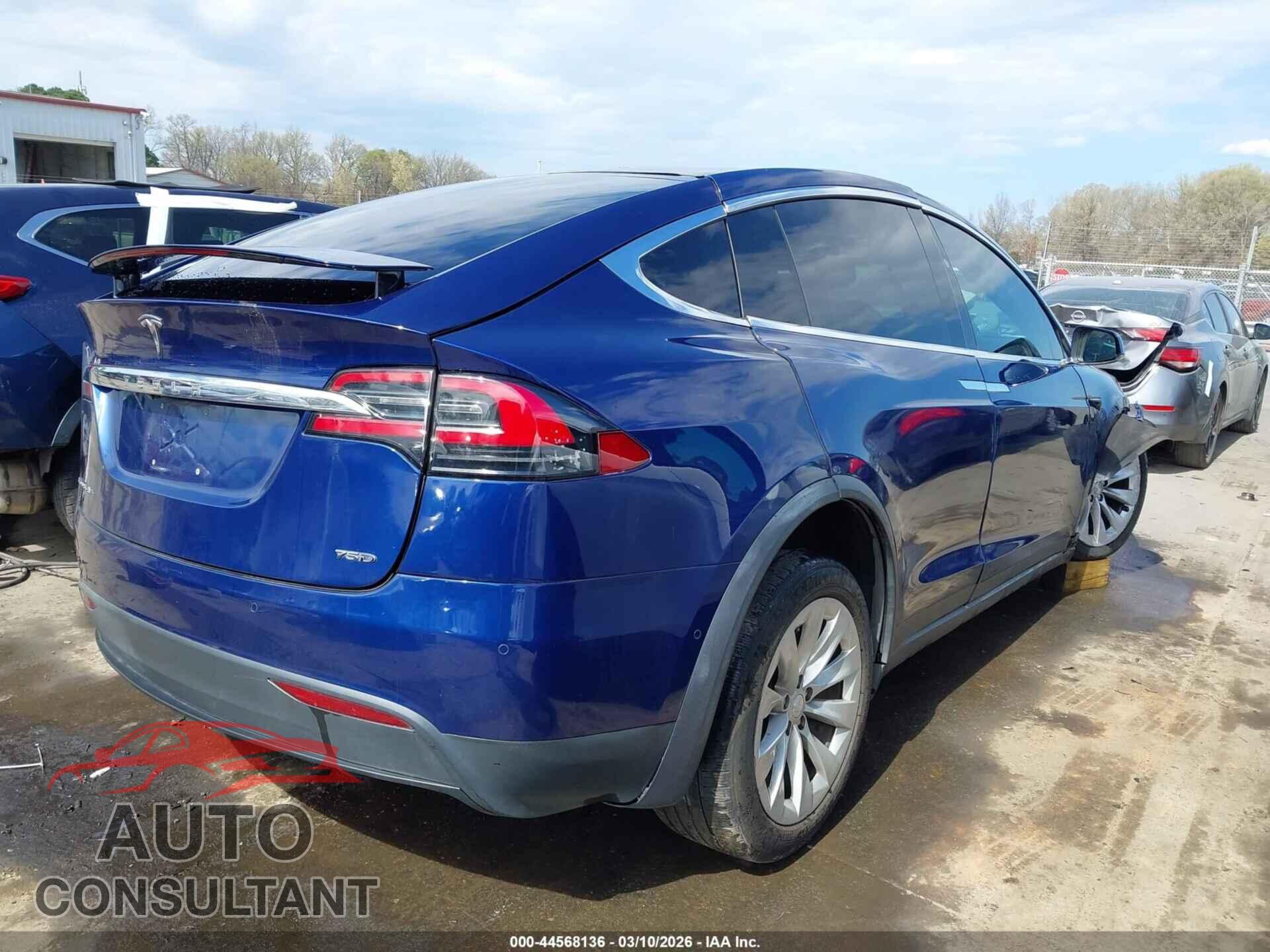 TESLA MODEL X 2017 - 5YJXCBE20HF044041