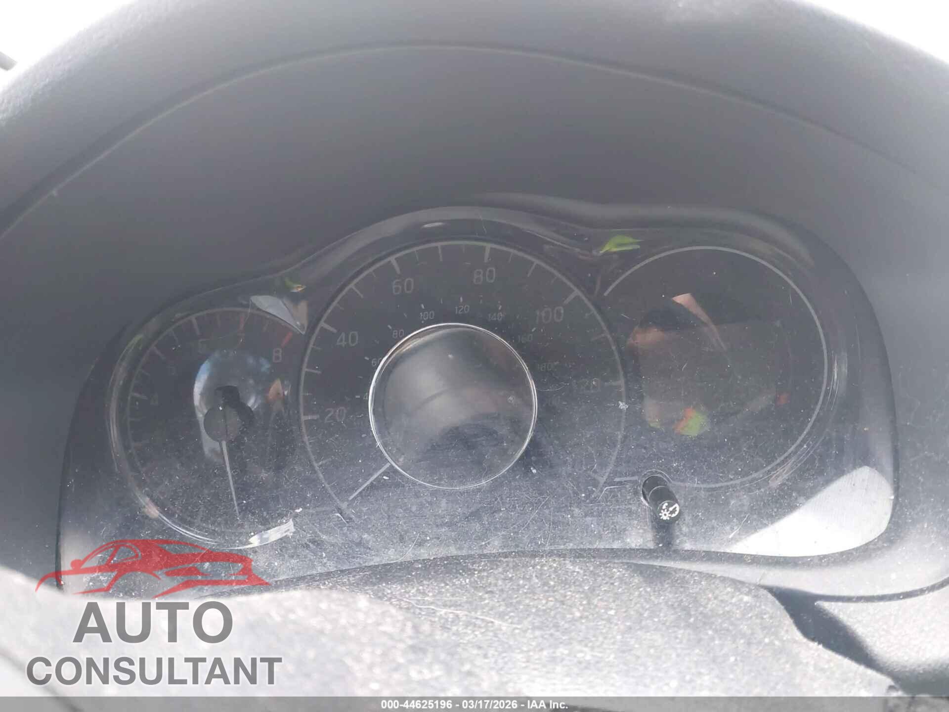 NISSAN VERSA NOTE 2015 - 3N1CE2CP4FL404470