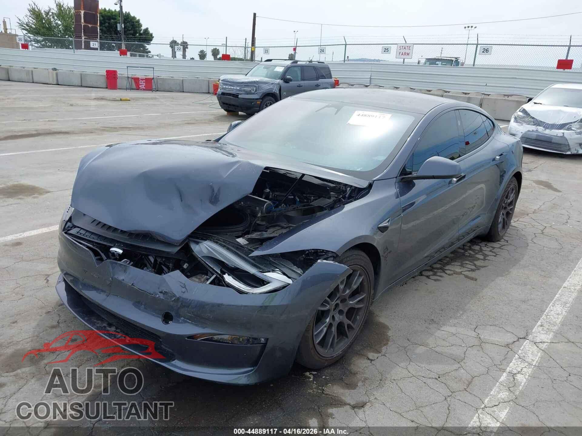 TESLA MODEL S 2023 - 5YJSA1E5XPF500517